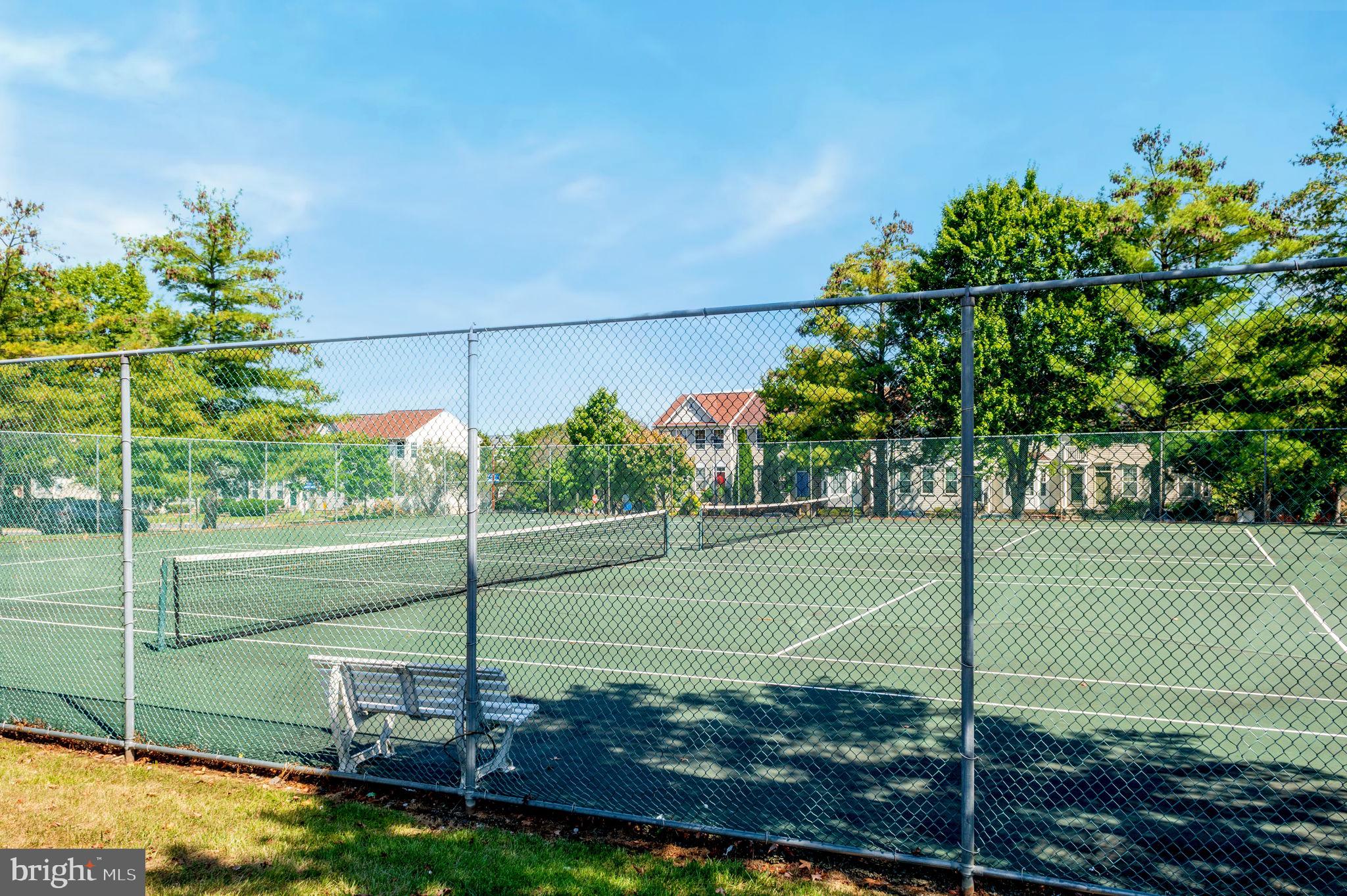 LEE OVERLOOK - Residential