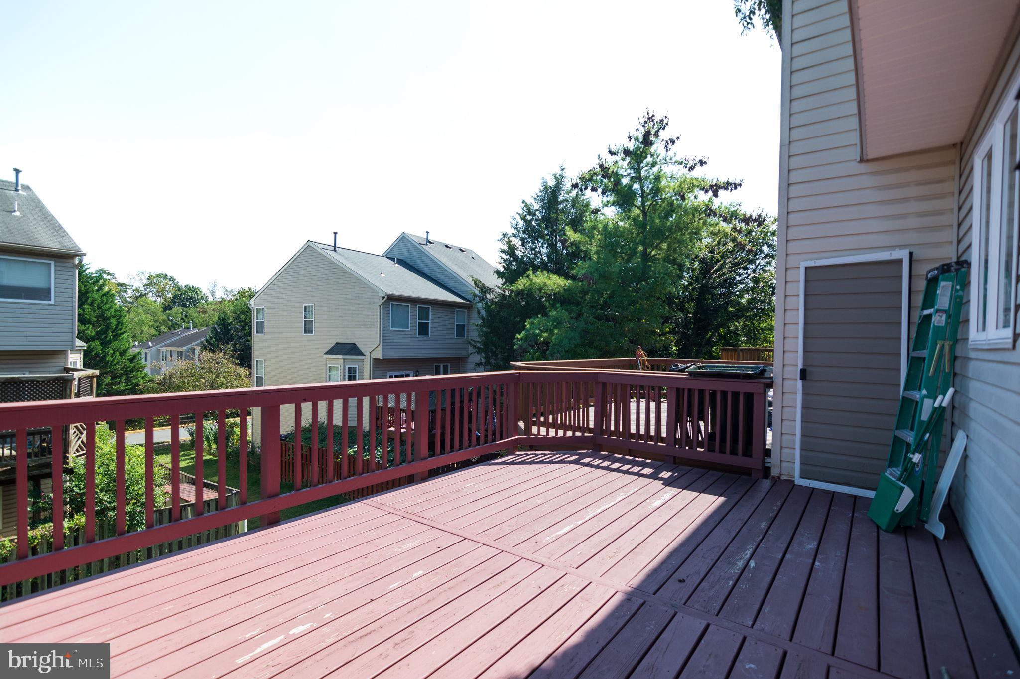 LEE OVERLOOK - Residential