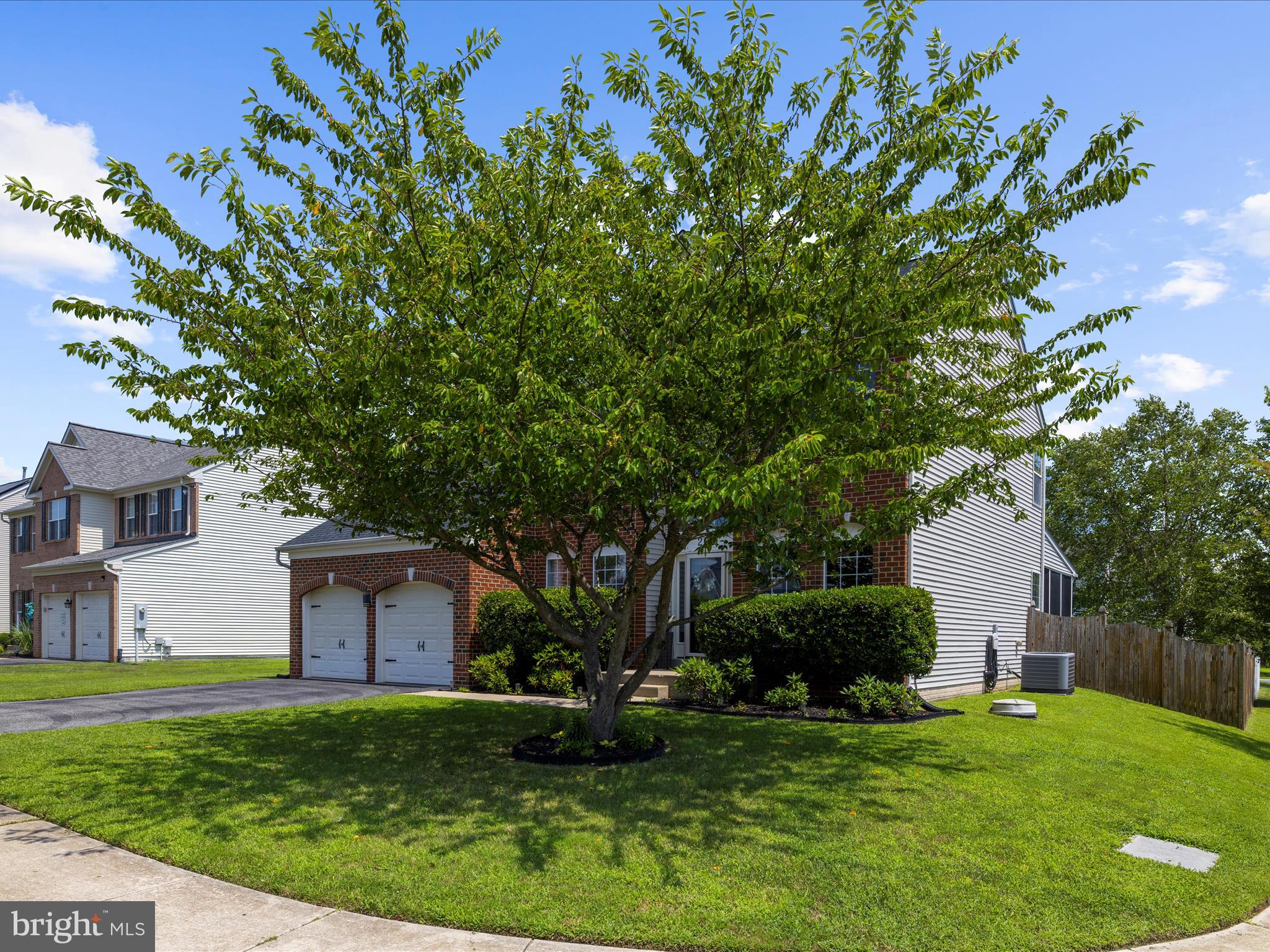 NORTH BROOK - Residential