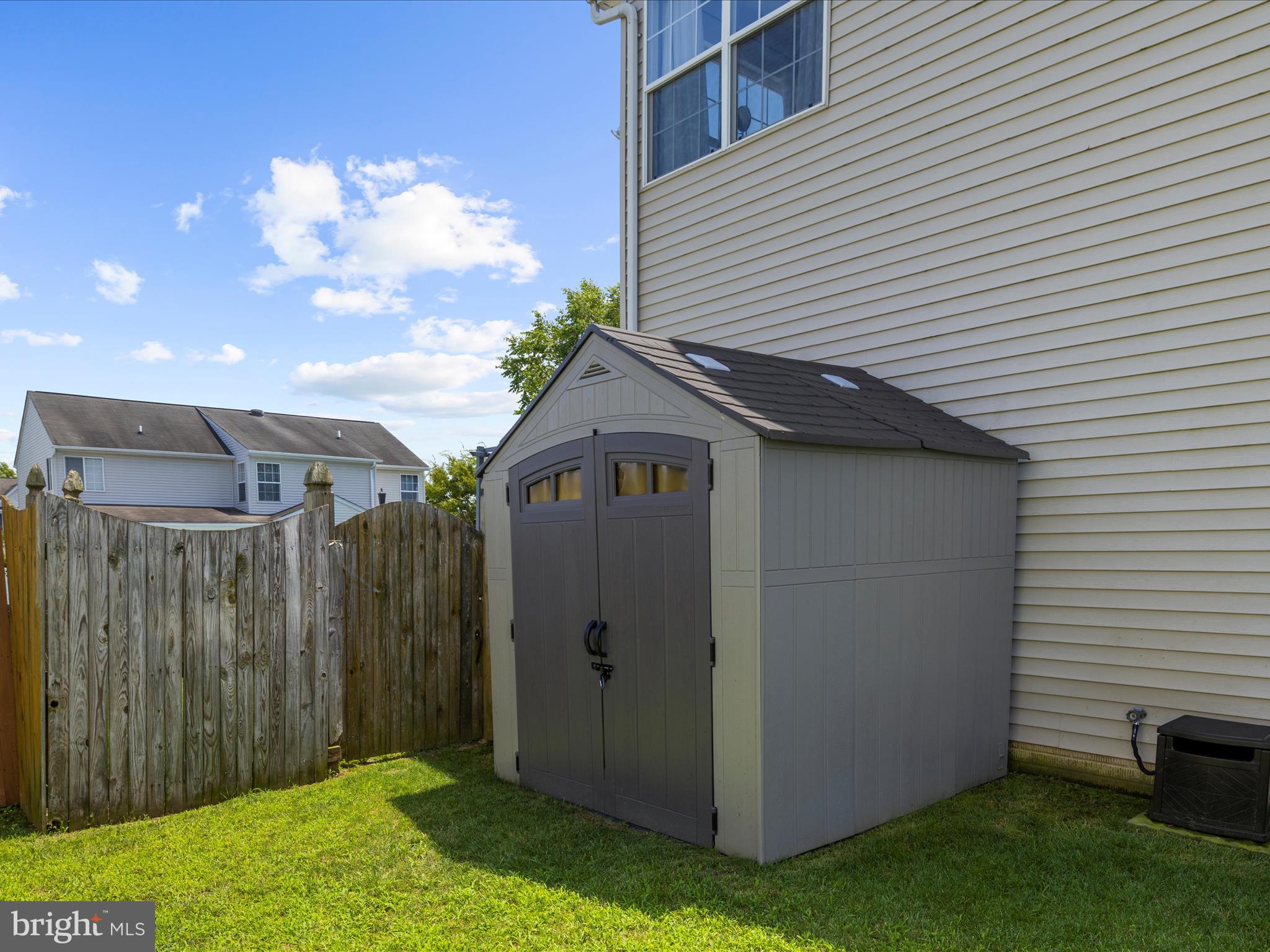 NORTH BROOK - Residential