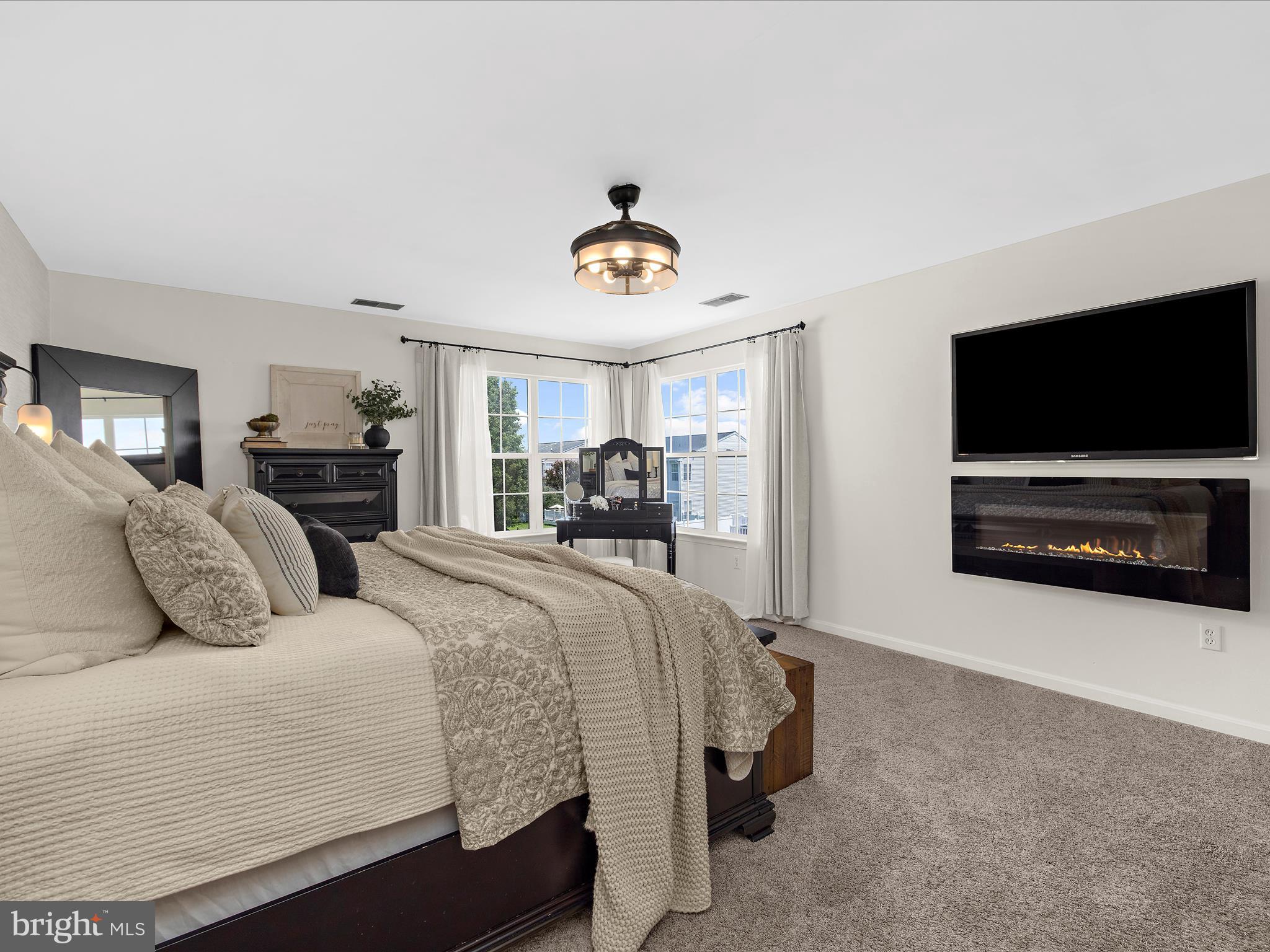 NORTH BROOK - Residential