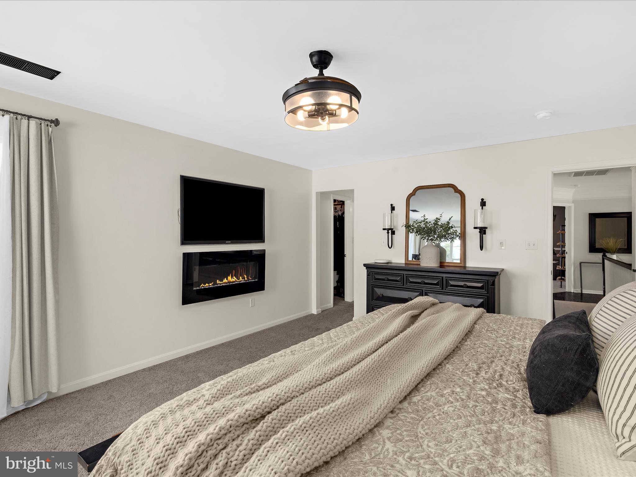 NORTH BROOK - Residential