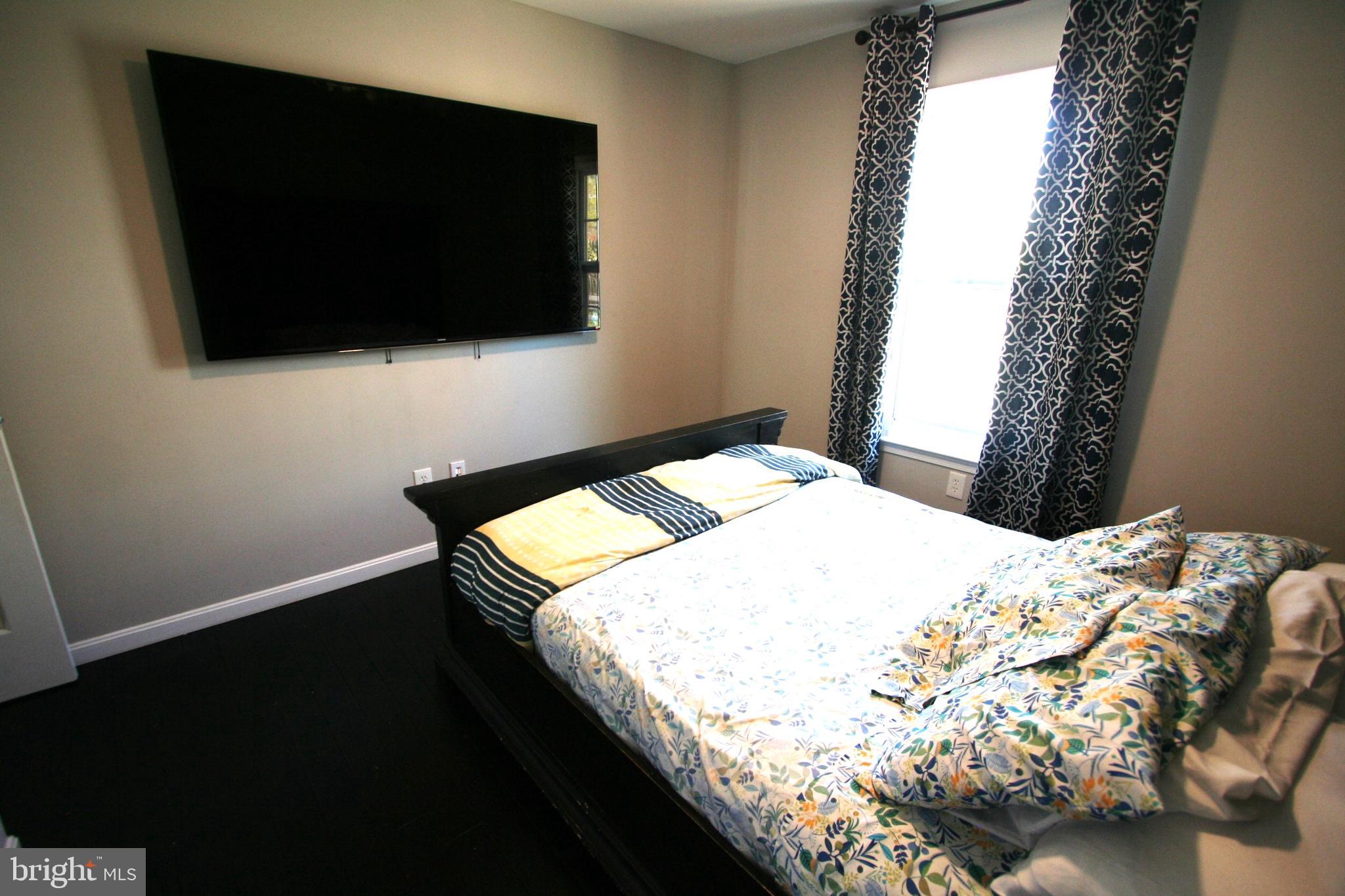COLESVILLE VILLAGE - Residential