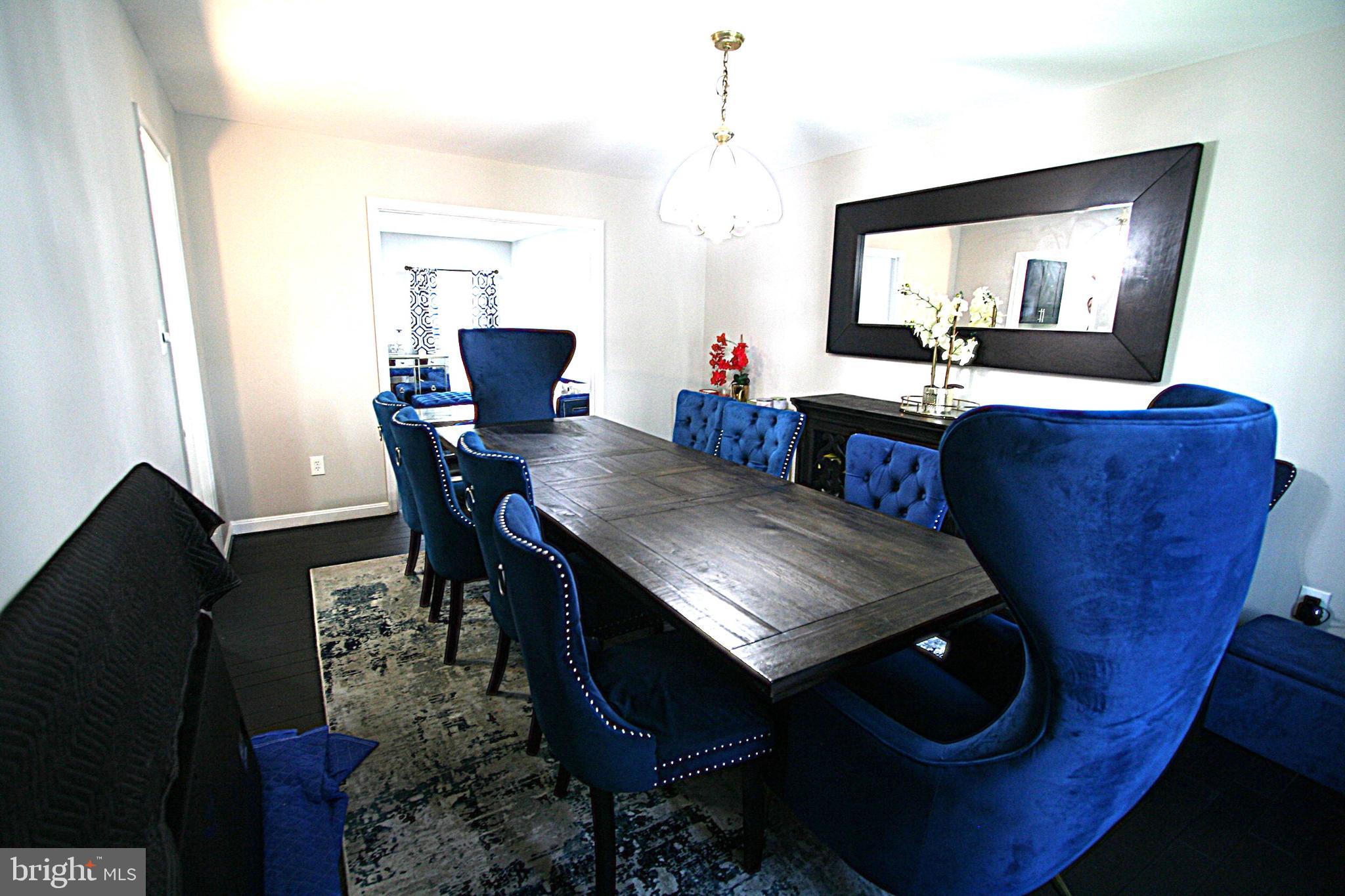 COLESVILLE VILLAGE - Residential