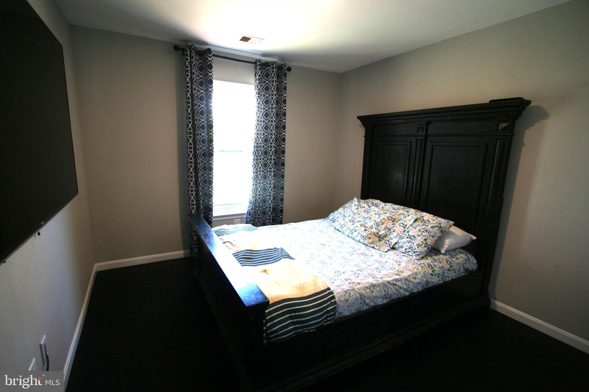 COLESVILLE VILLAGE - Residential