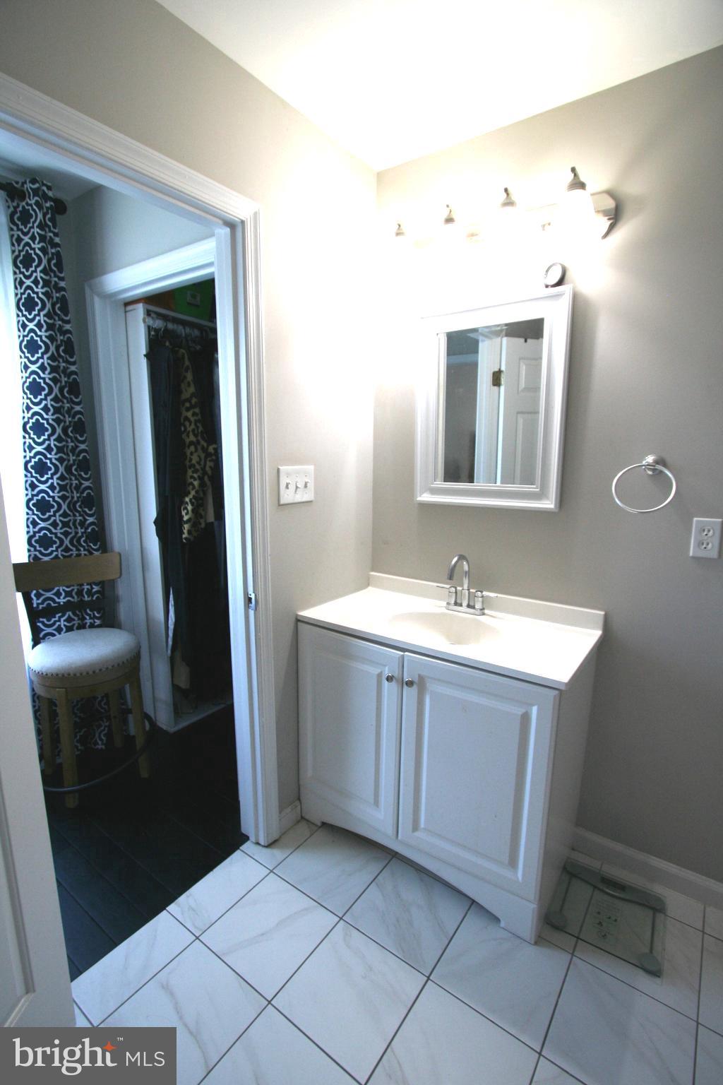 COLESVILLE VILLAGE - Residential