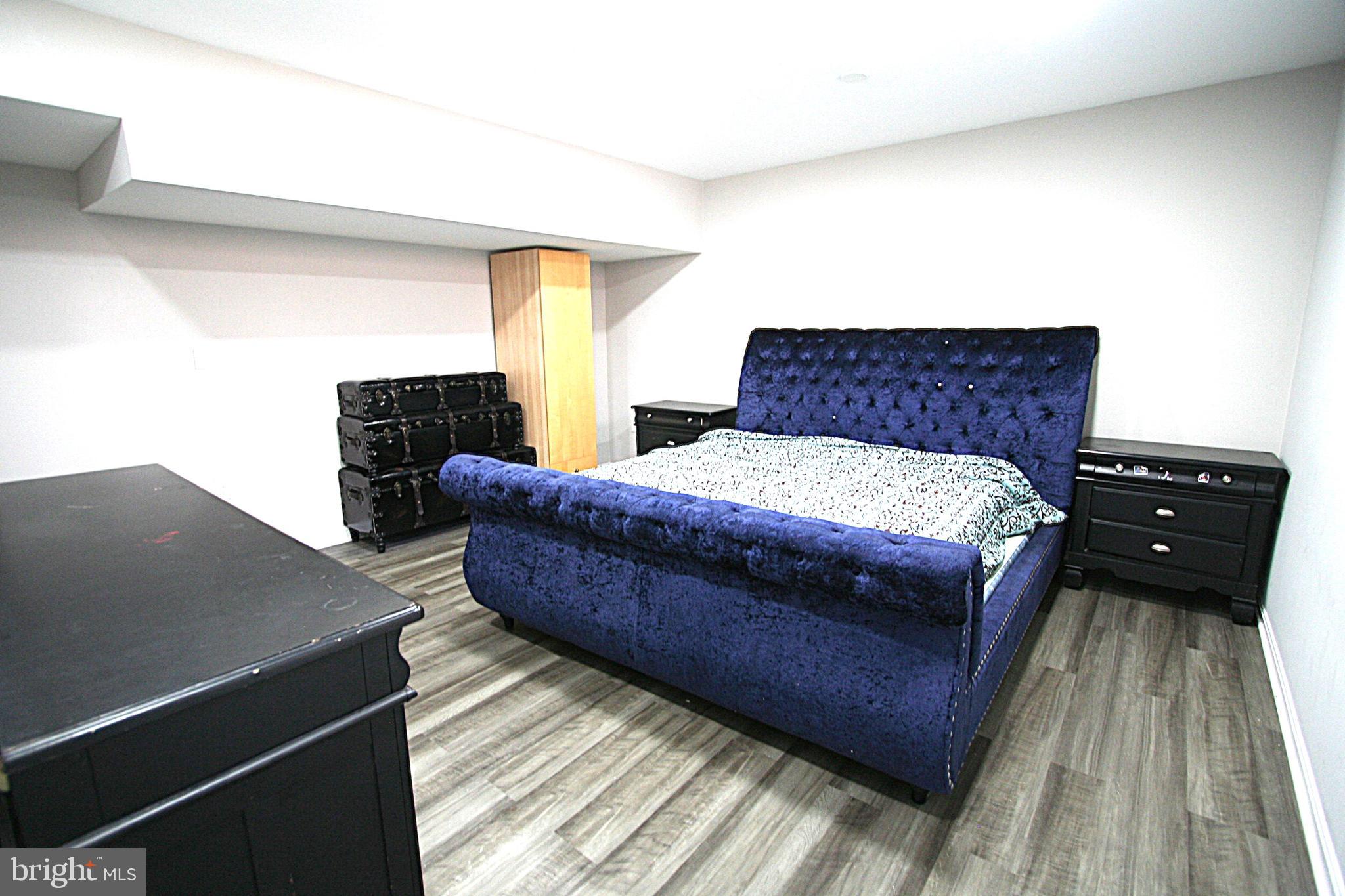 COLESVILLE VILLAGE - Residential