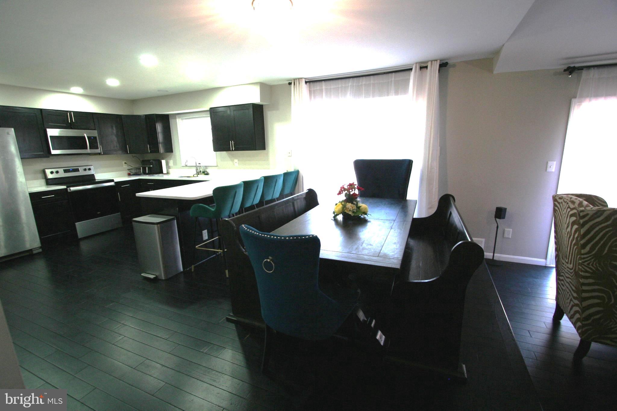 COLESVILLE VILLAGE - Residential