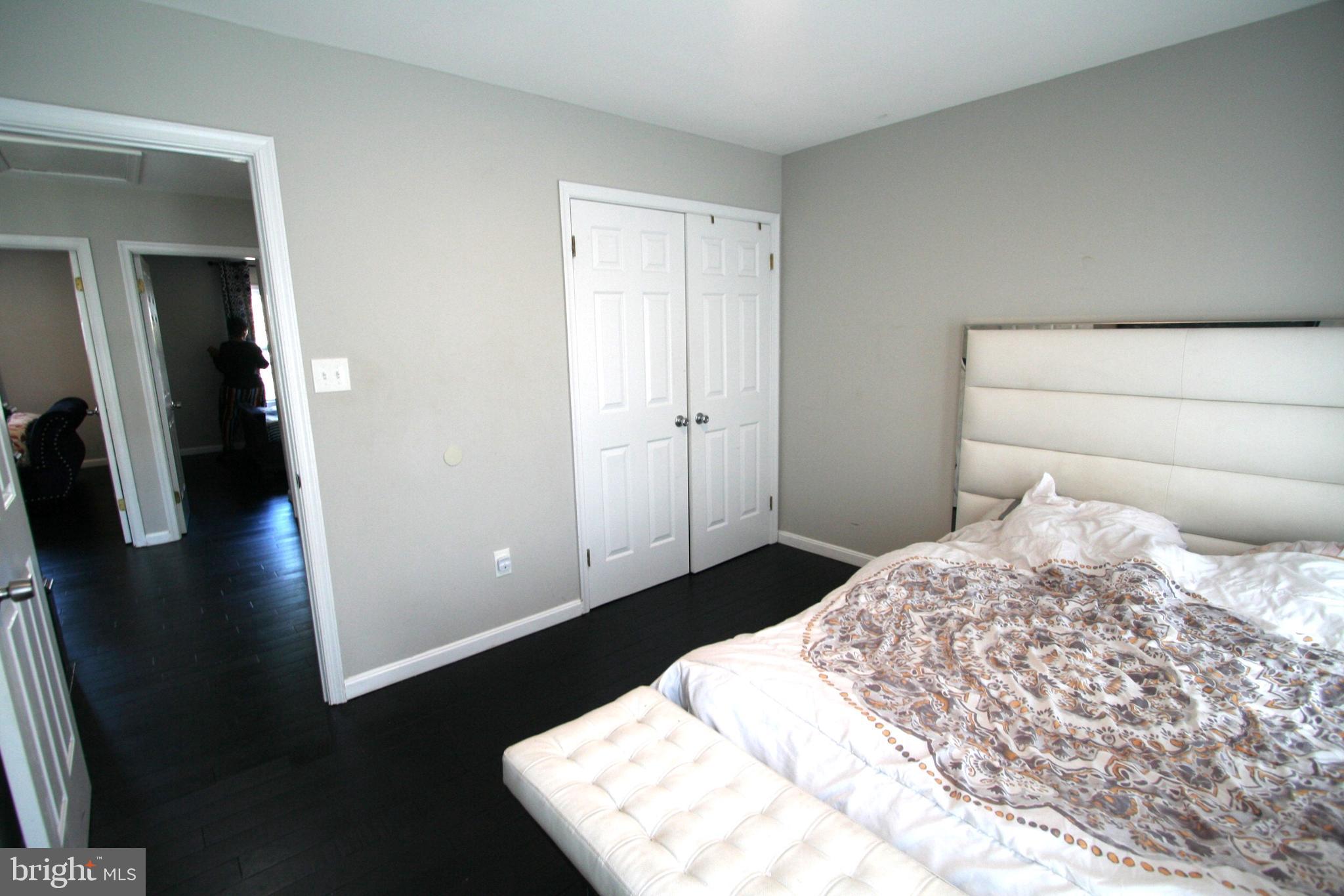 COLESVILLE VILLAGE - Residential
