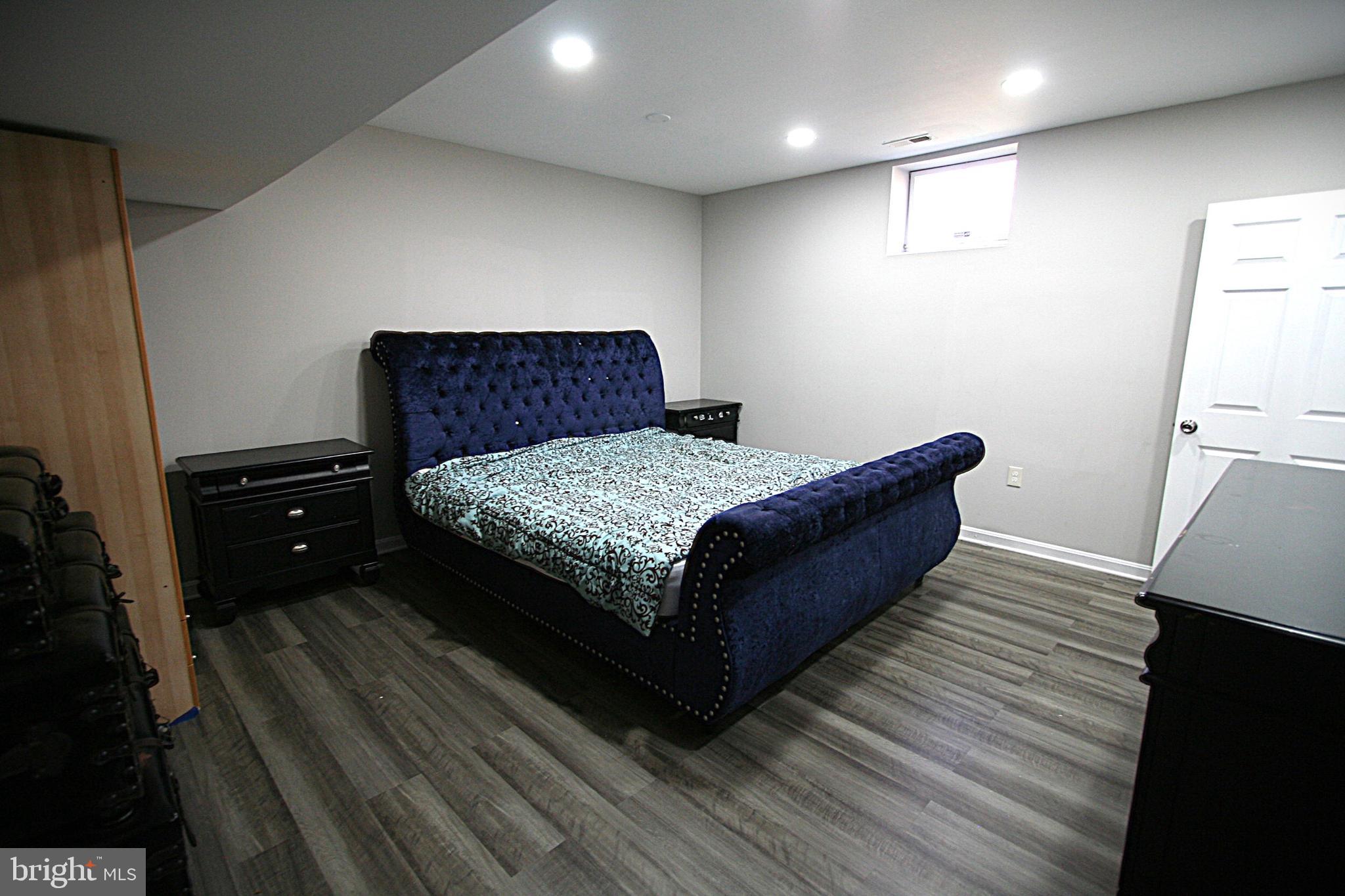 COLESVILLE VILLAGE - Residential