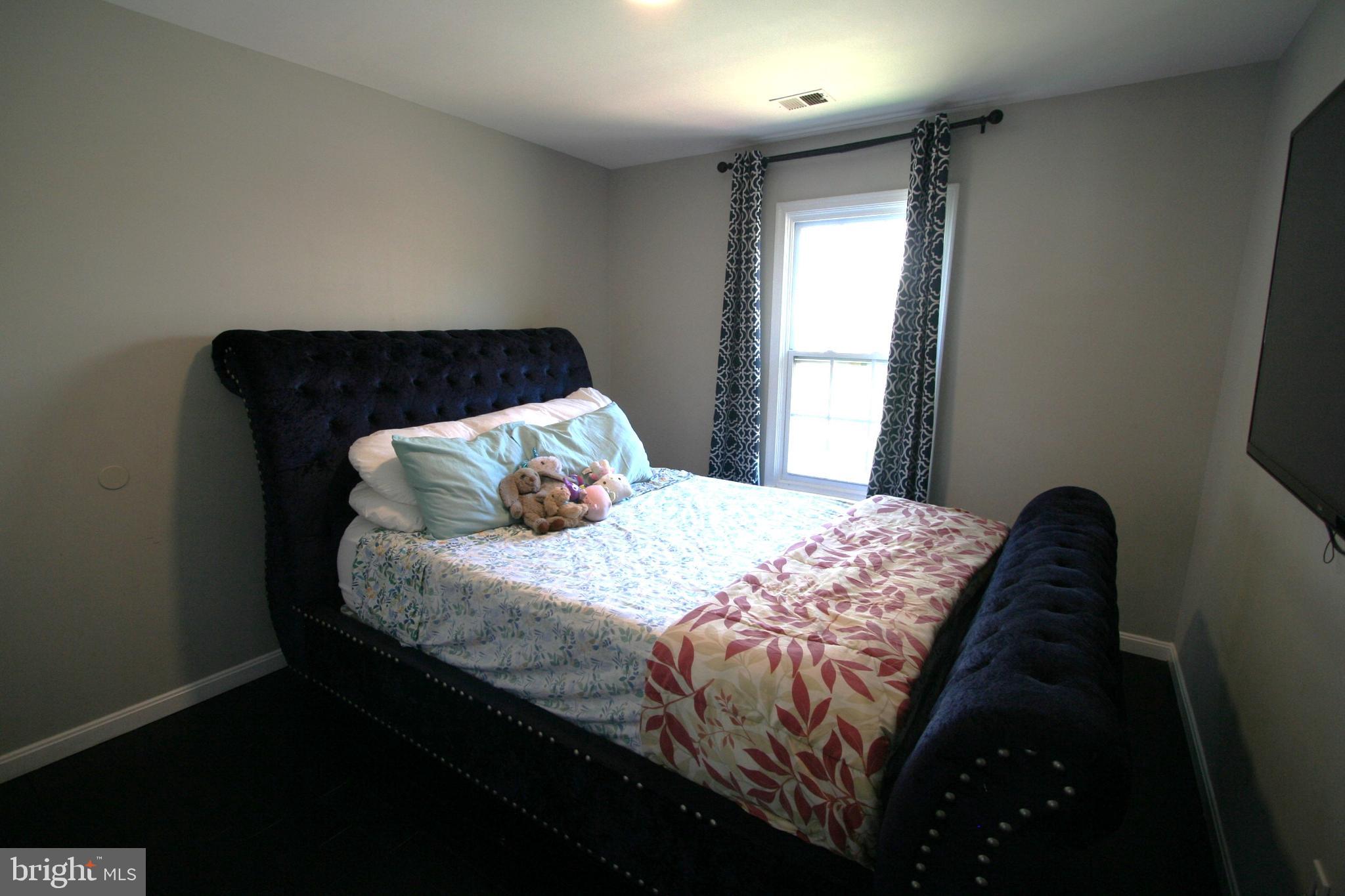 COLESVILLE VILLAGE - Residential