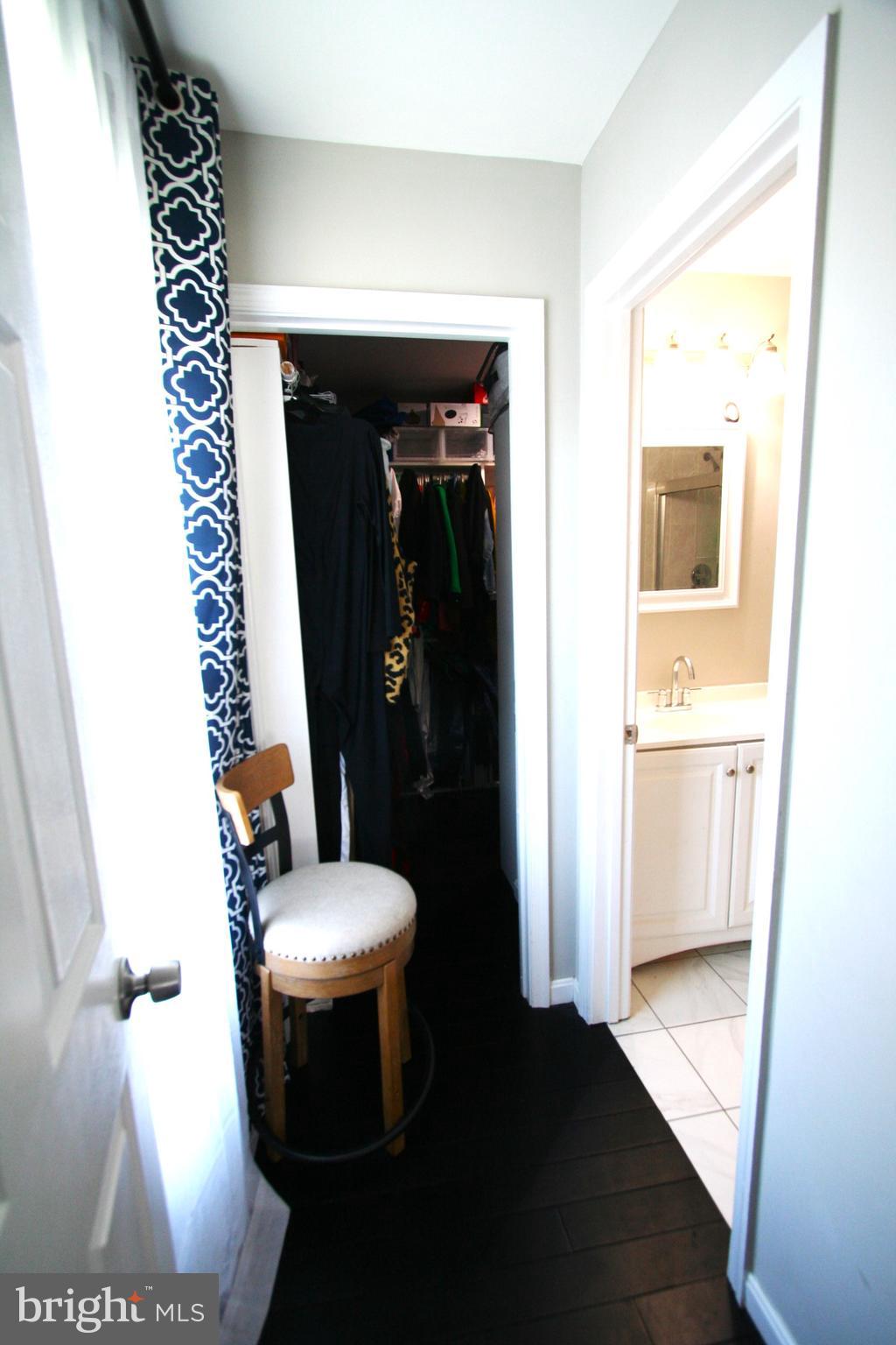 COLESVILLE VILLAGE - Residential