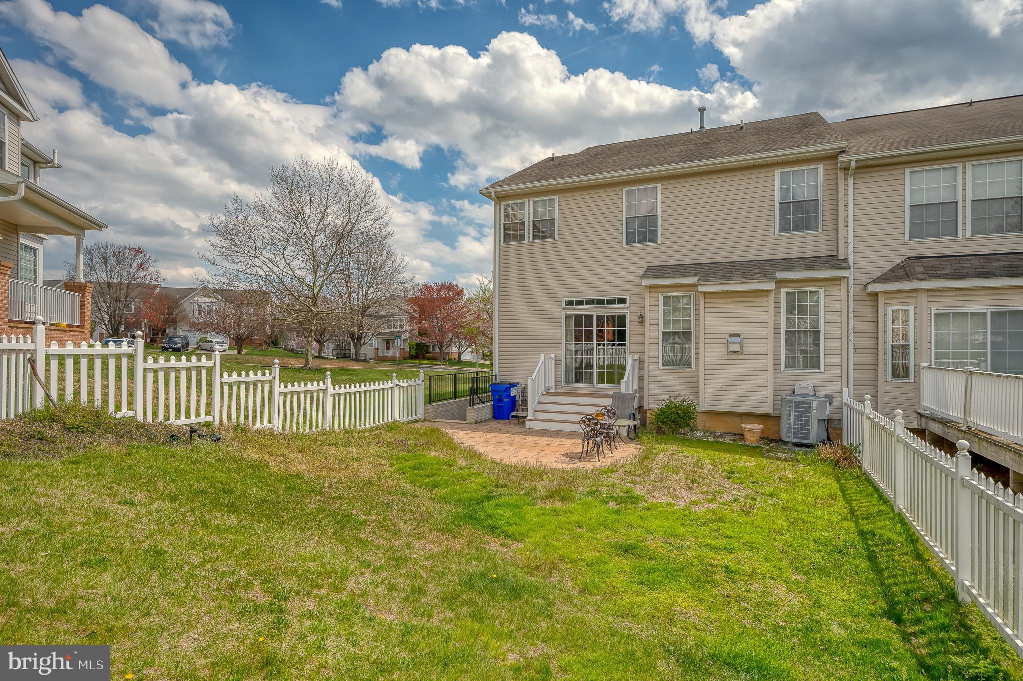 DEER SPRING - Residential