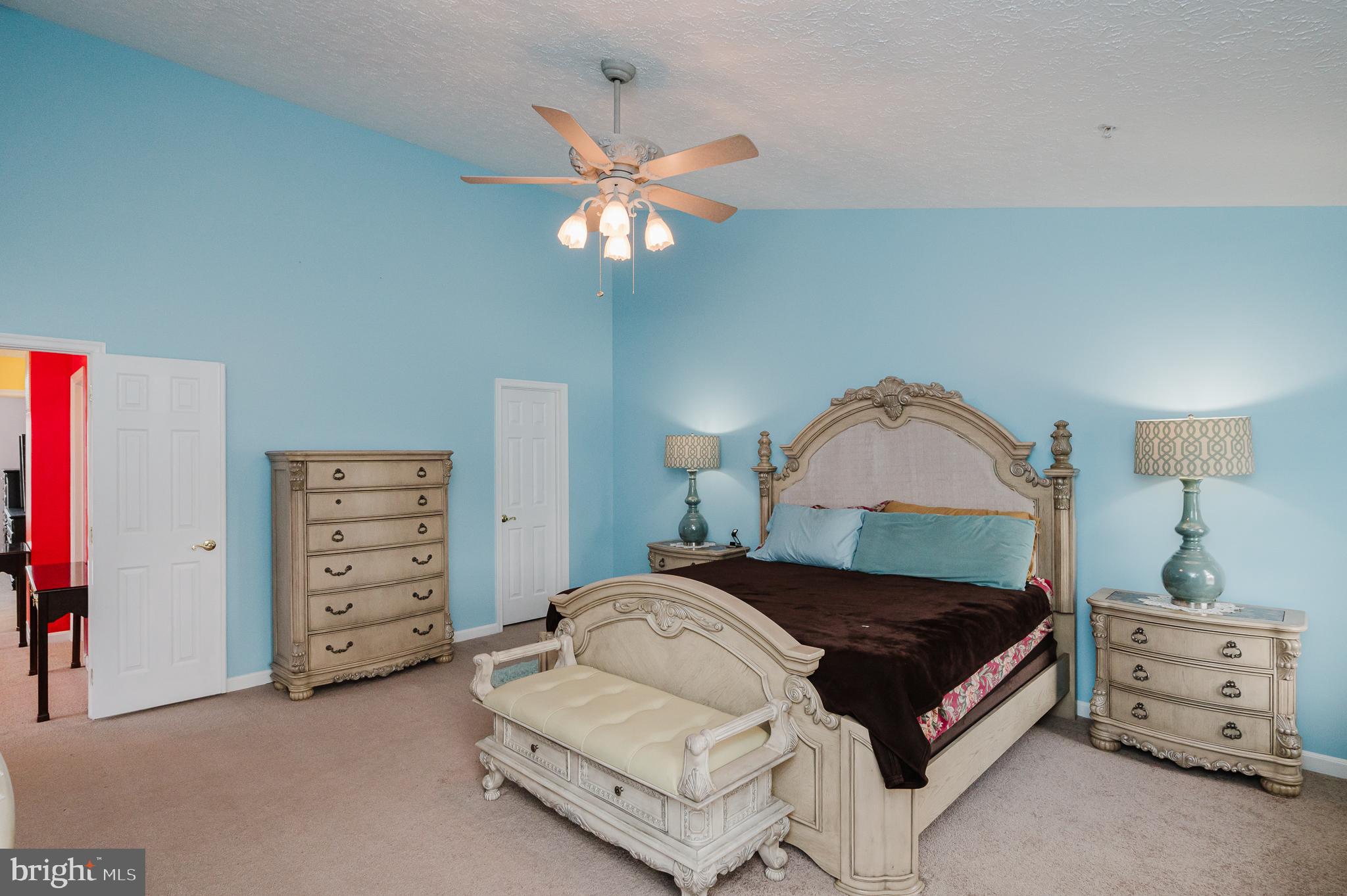 DEER SPRING - Residential