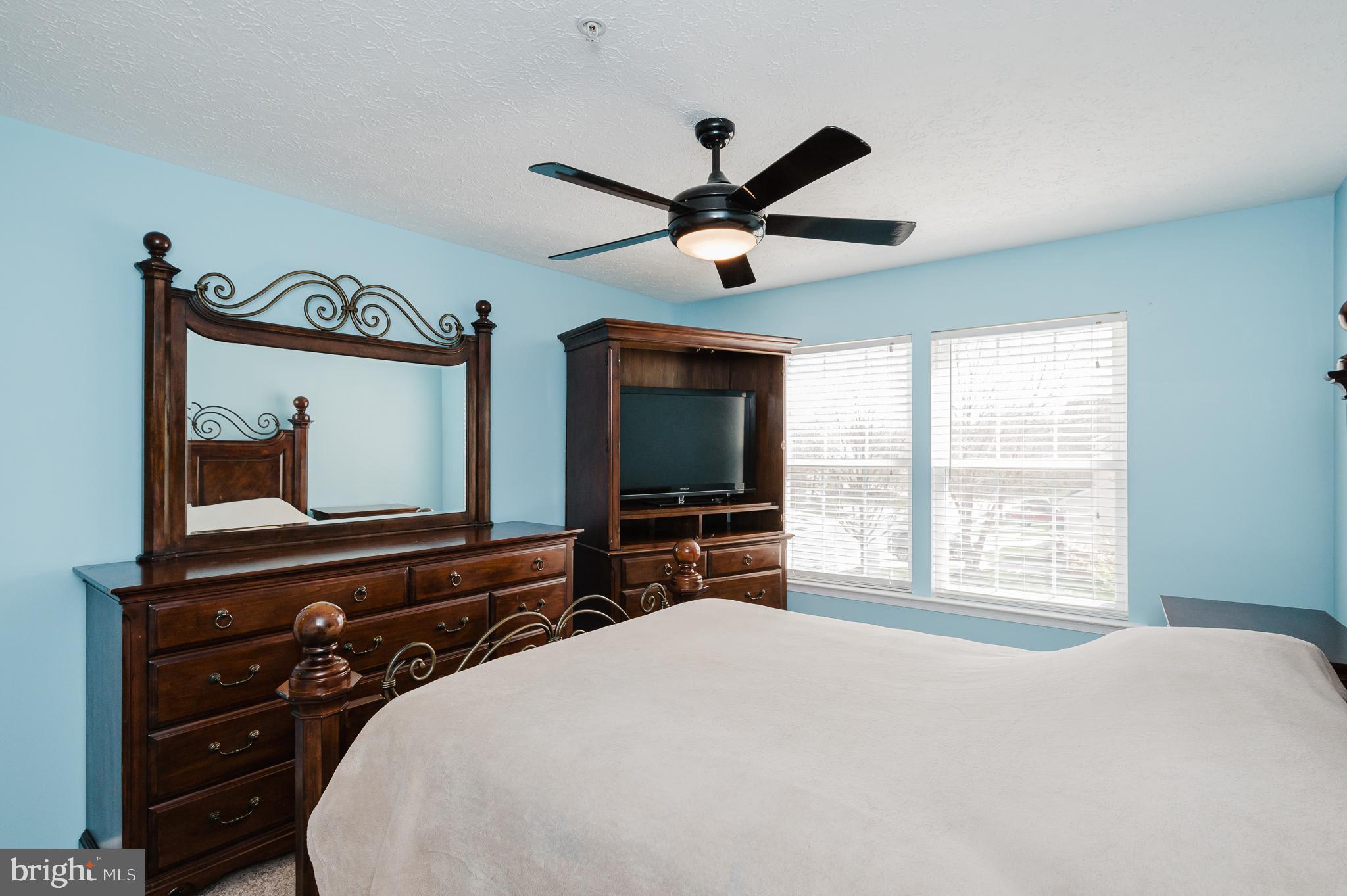 DEER SPRING - Residential