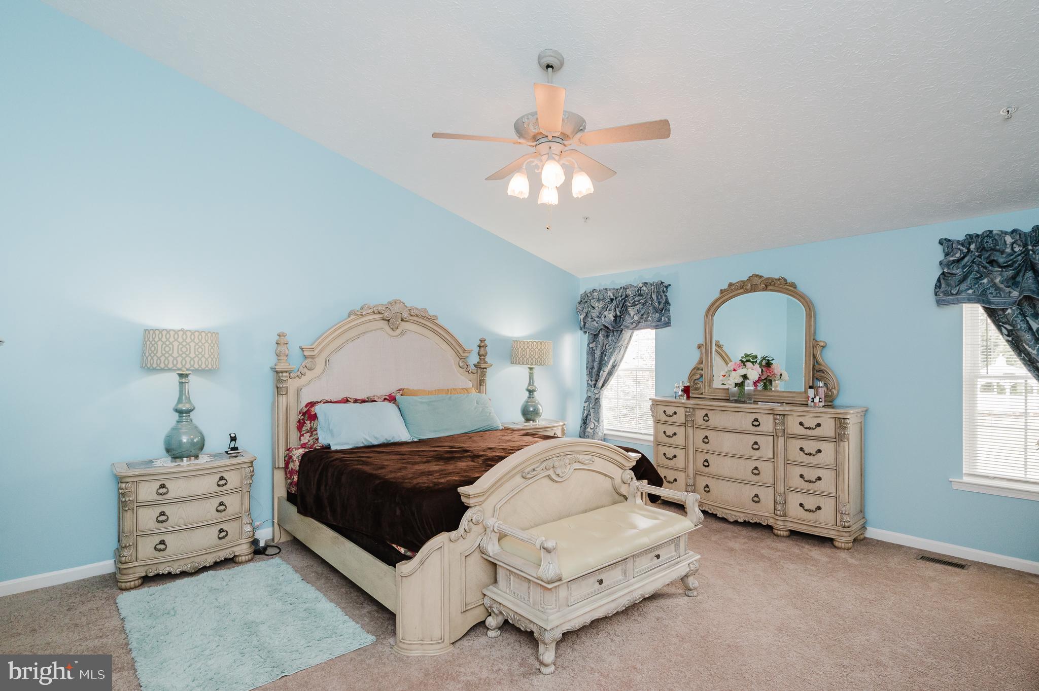 DEER SPRING - Residential