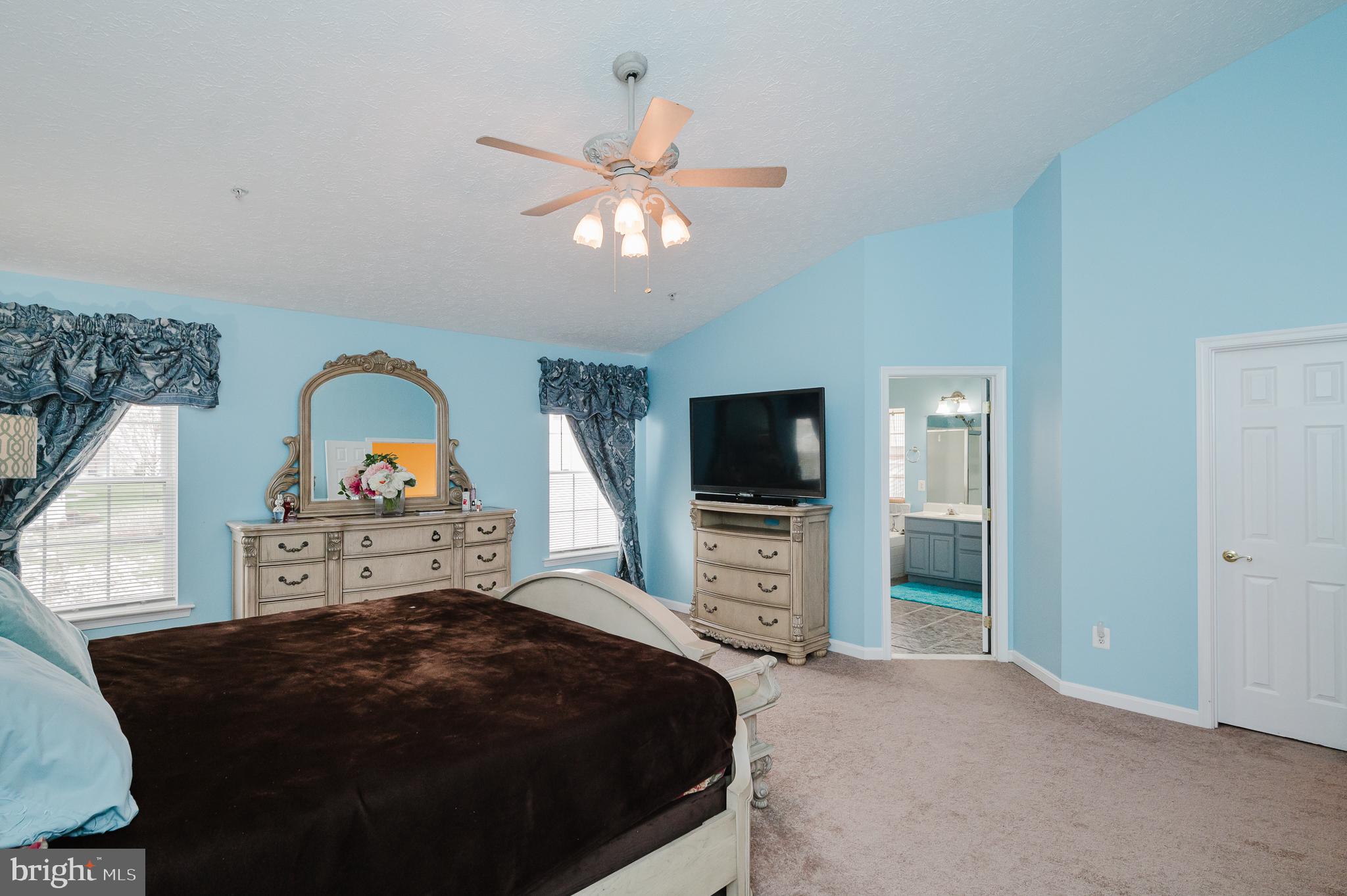 DEER SPRING - Residential