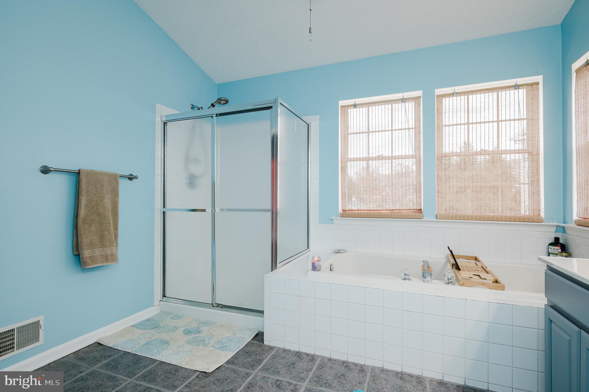 DEER SPRING - Residential