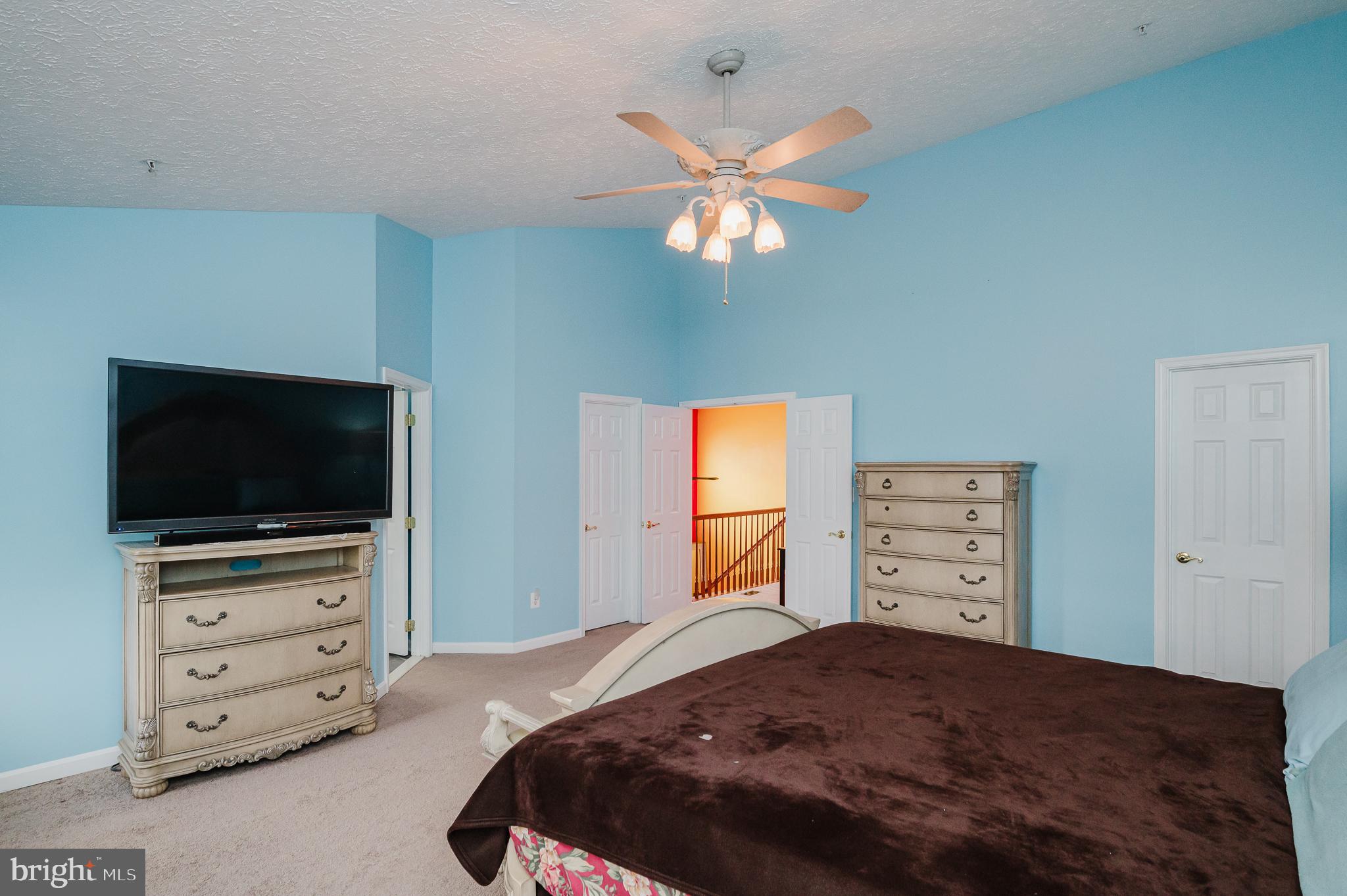 DEER SPRING - Residential