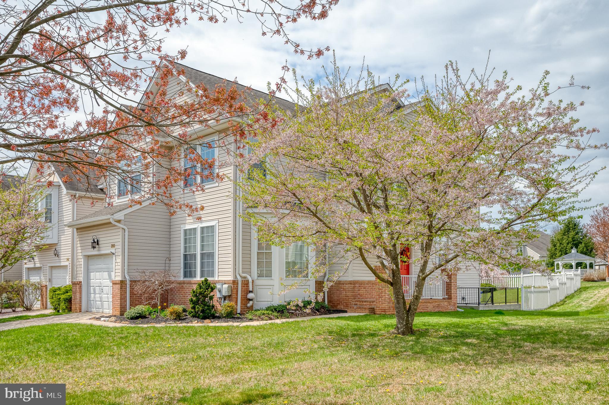 DEER SPRING - Residential