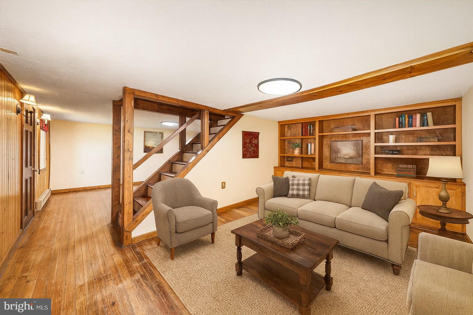 MOUNTAINDALE - Residential