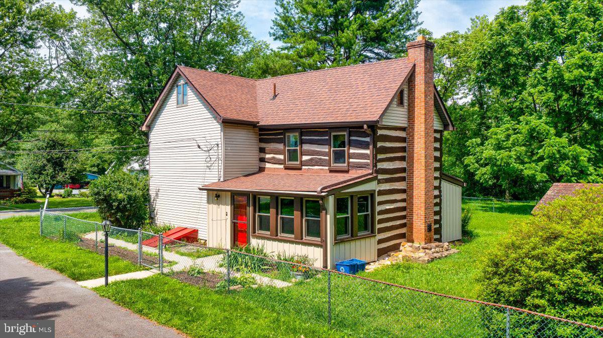 MOUNTAINDALE - Residential