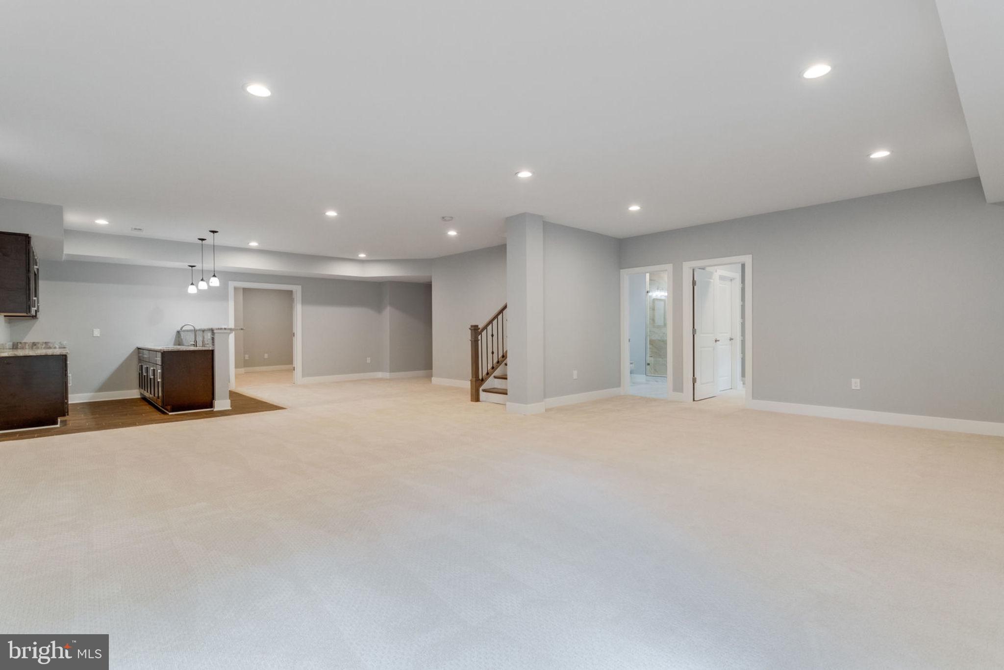 PIMMIT HILLS - Residential