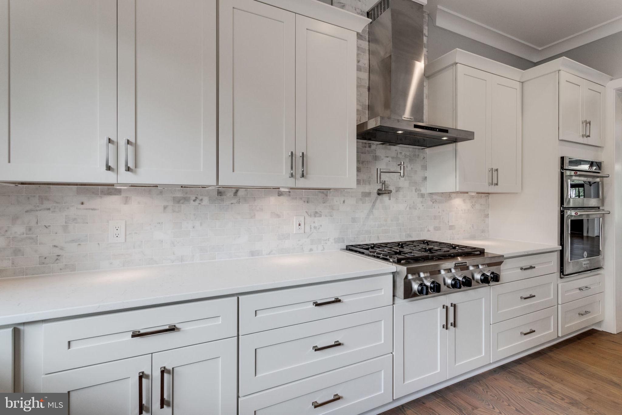 PIMMIT HILLS - Residential