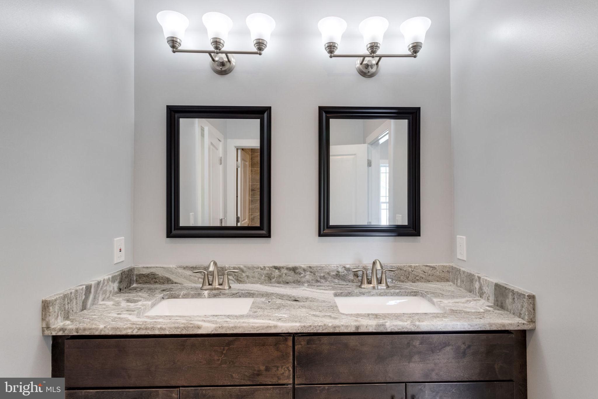 PIMMIT HILLS - Residential