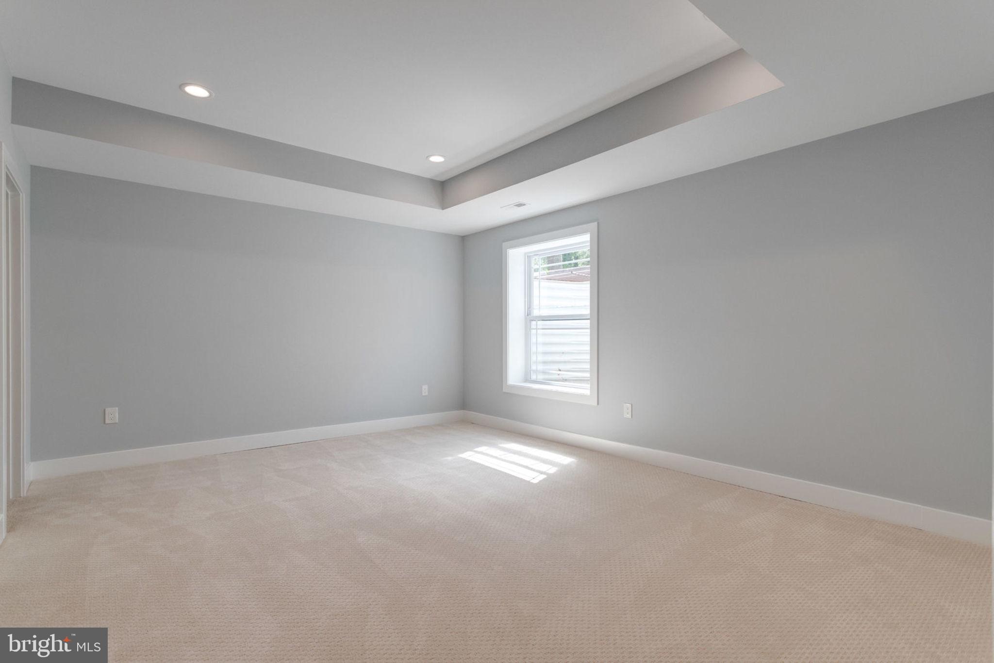 PIMMIT HILLS - Residential