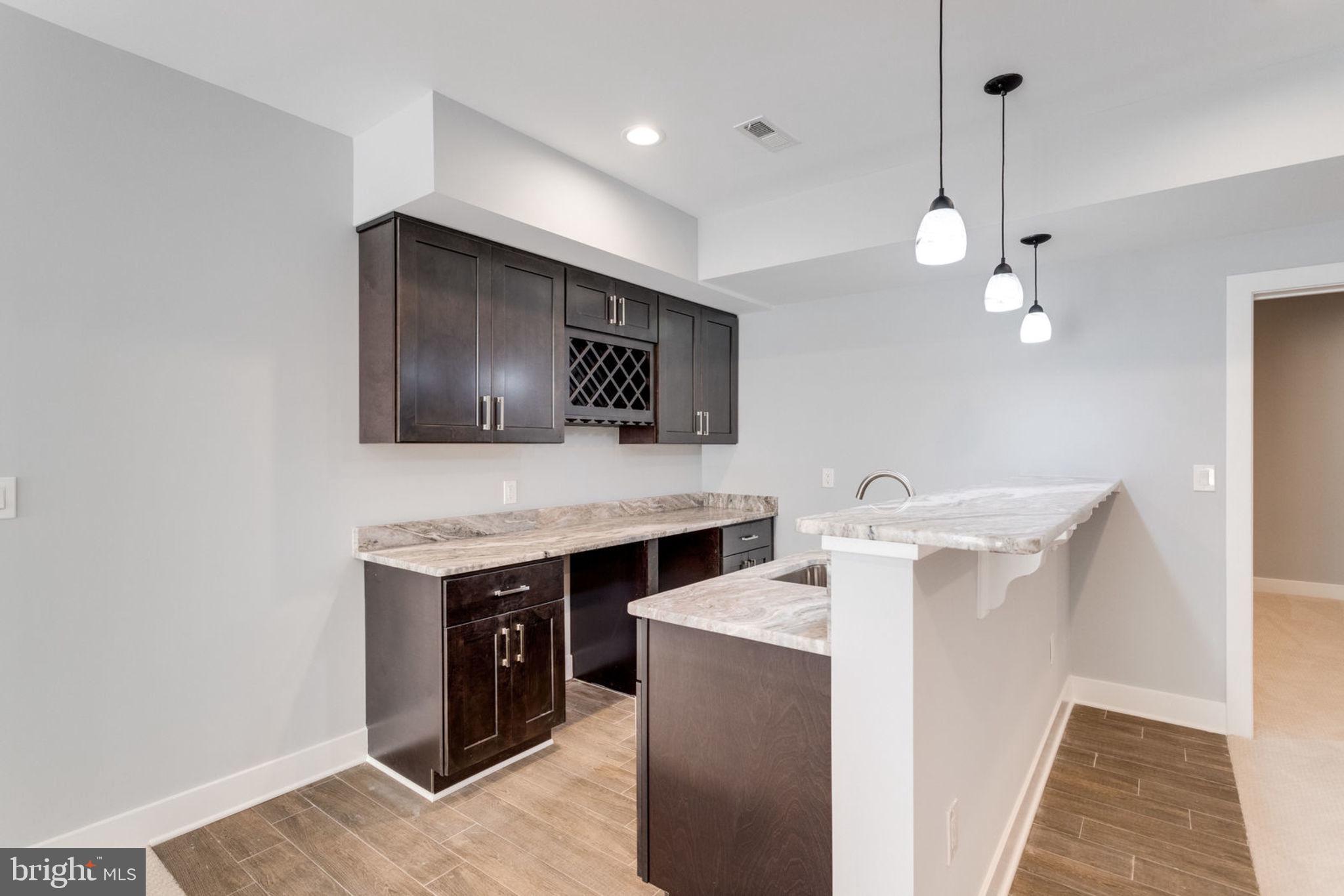 PIMMIT HILLS - Residential