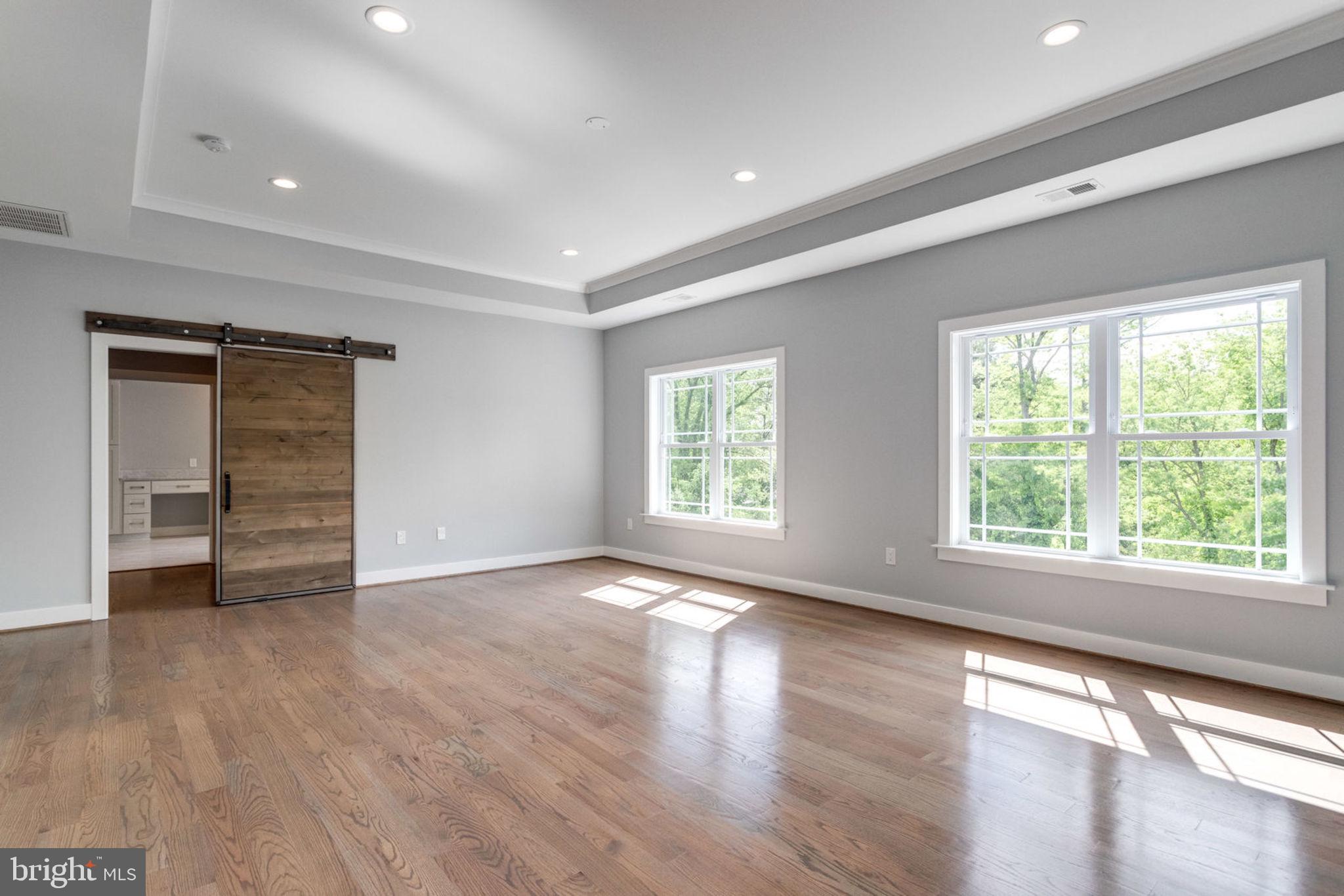 PIMMIT HILLS - Residential