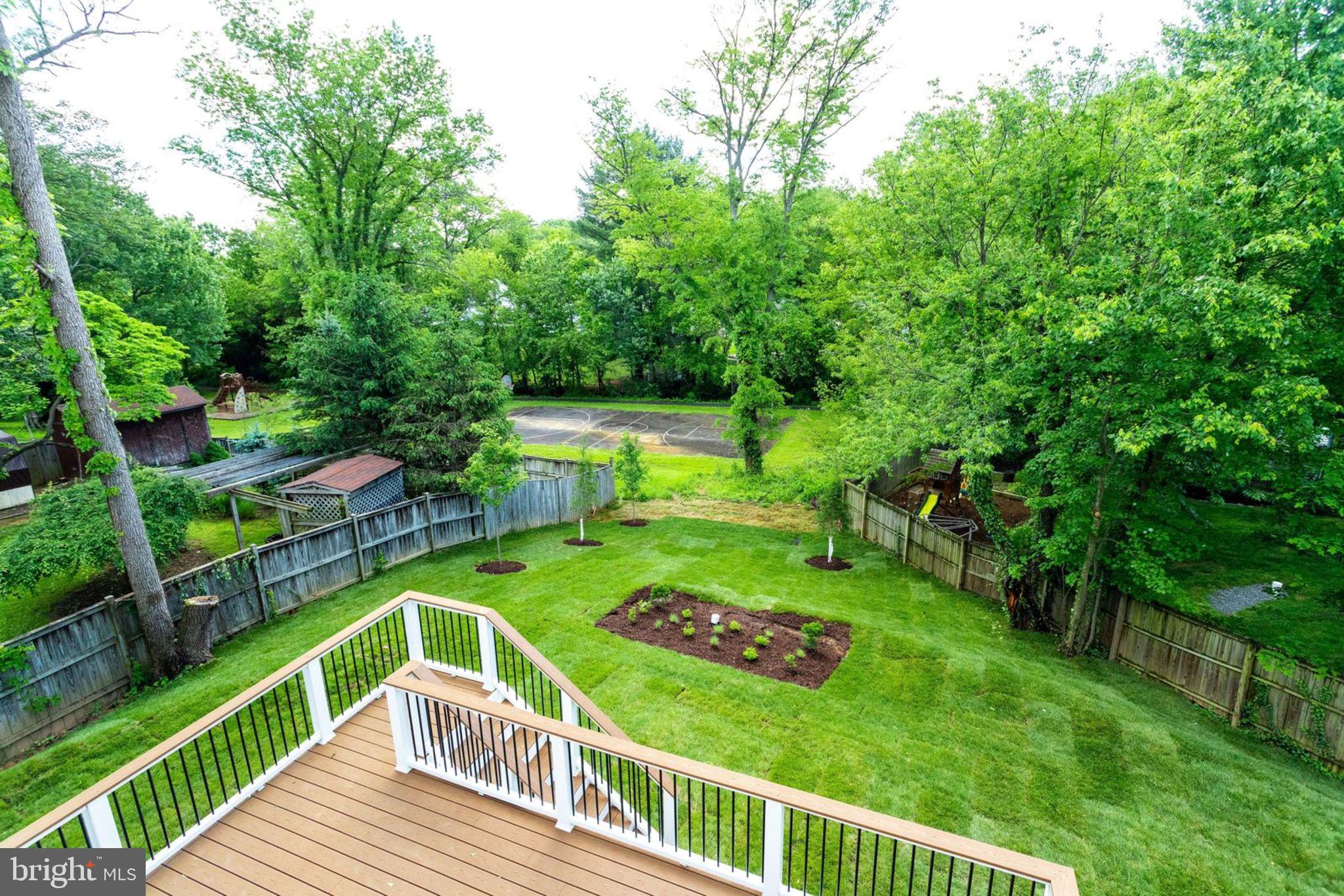 PIMMIT HILLS - Residential