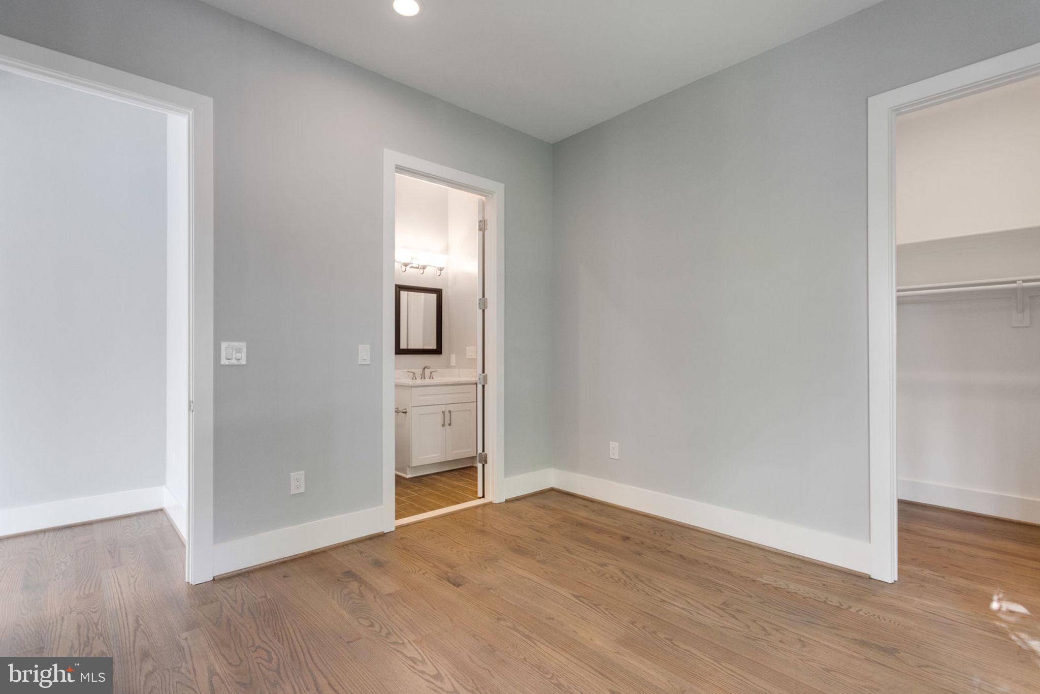 PIMMIT HILLS - Residential