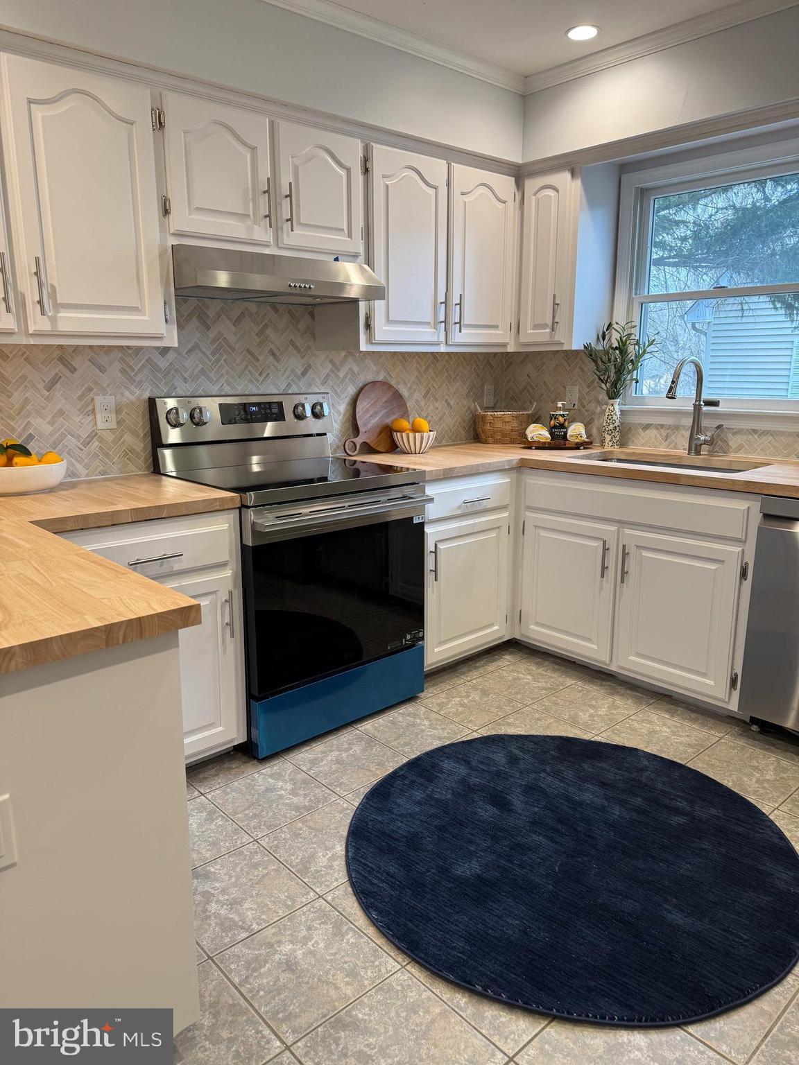 ST MARTINS BY THE BAY - Residential