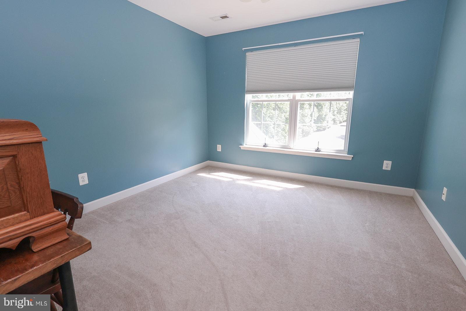 NEWTON MANOR - Residential