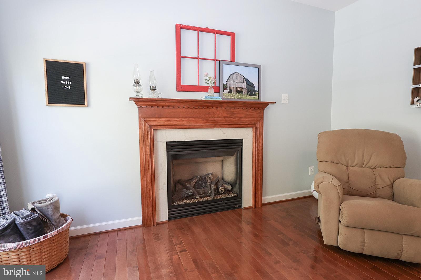 NEWTON MANOR - Residential