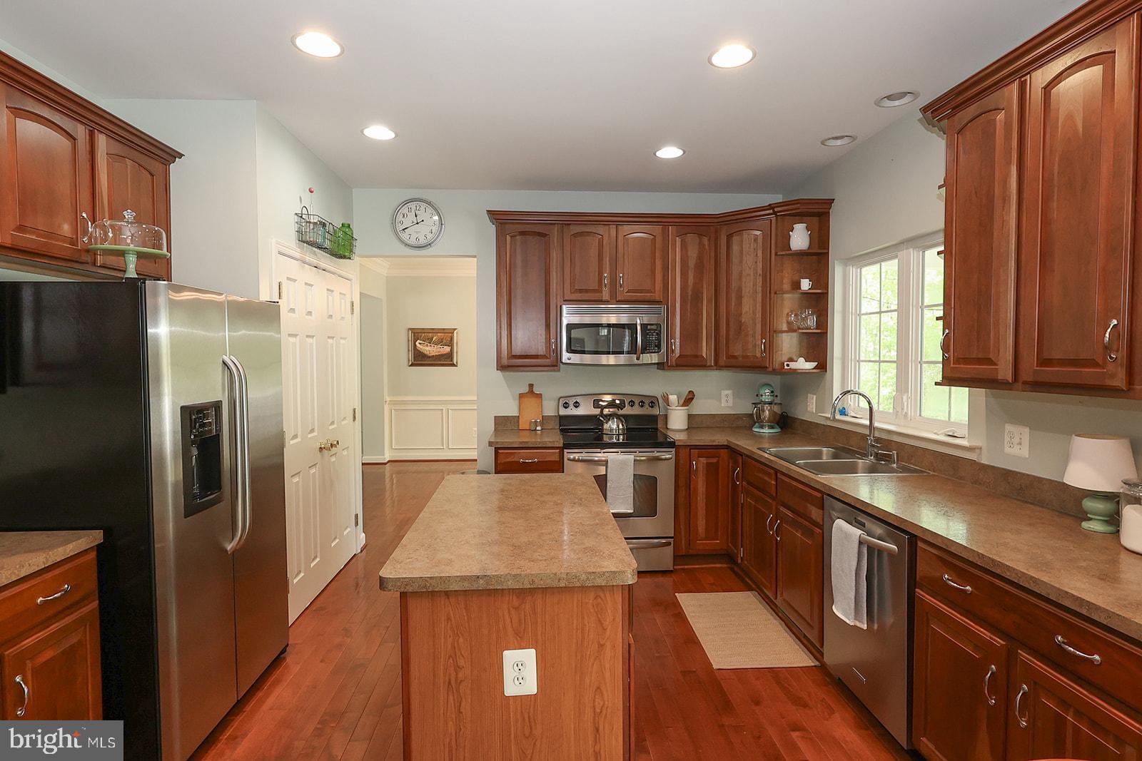 NEWTON MANOR - Residential