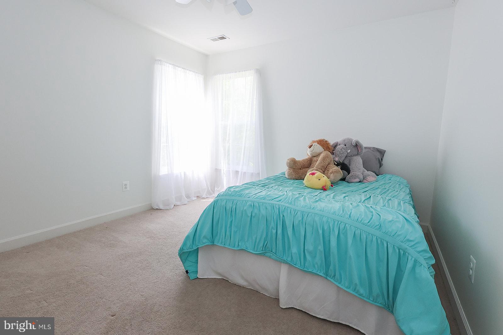 NEWTON MANOR - Residential