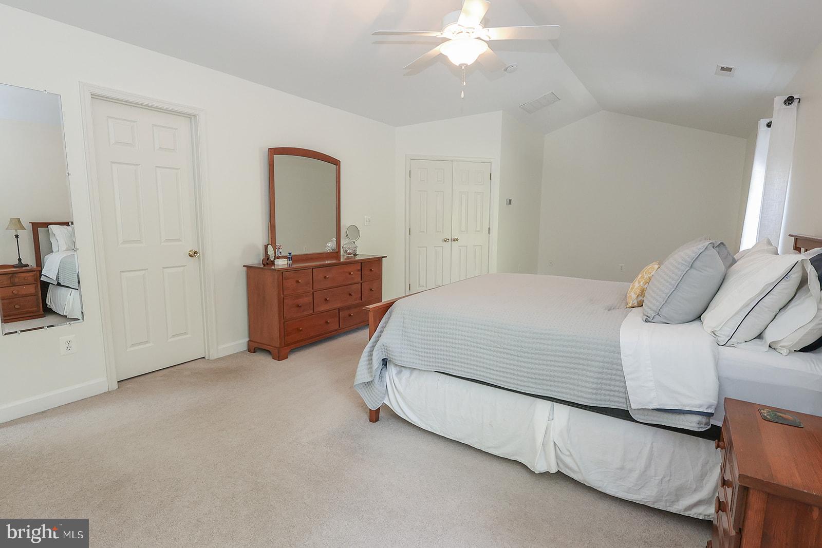 NEWTON MANOR - Residential