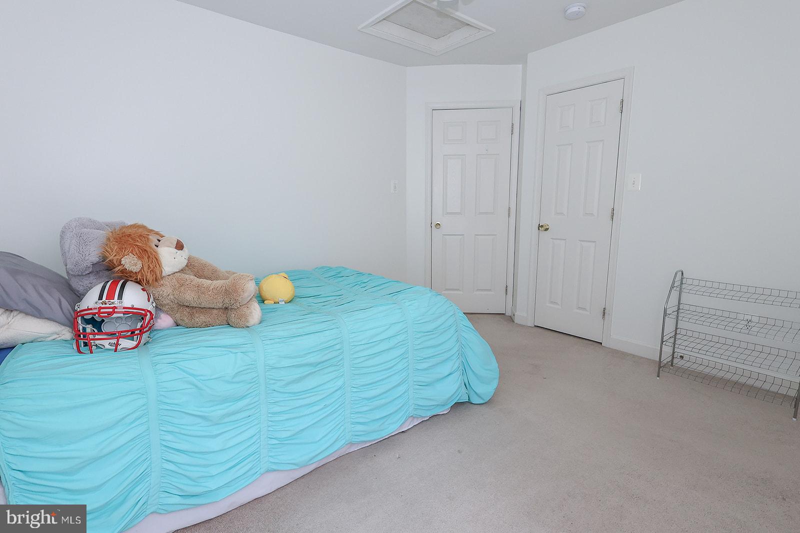 NEWTON MANOR - Residential