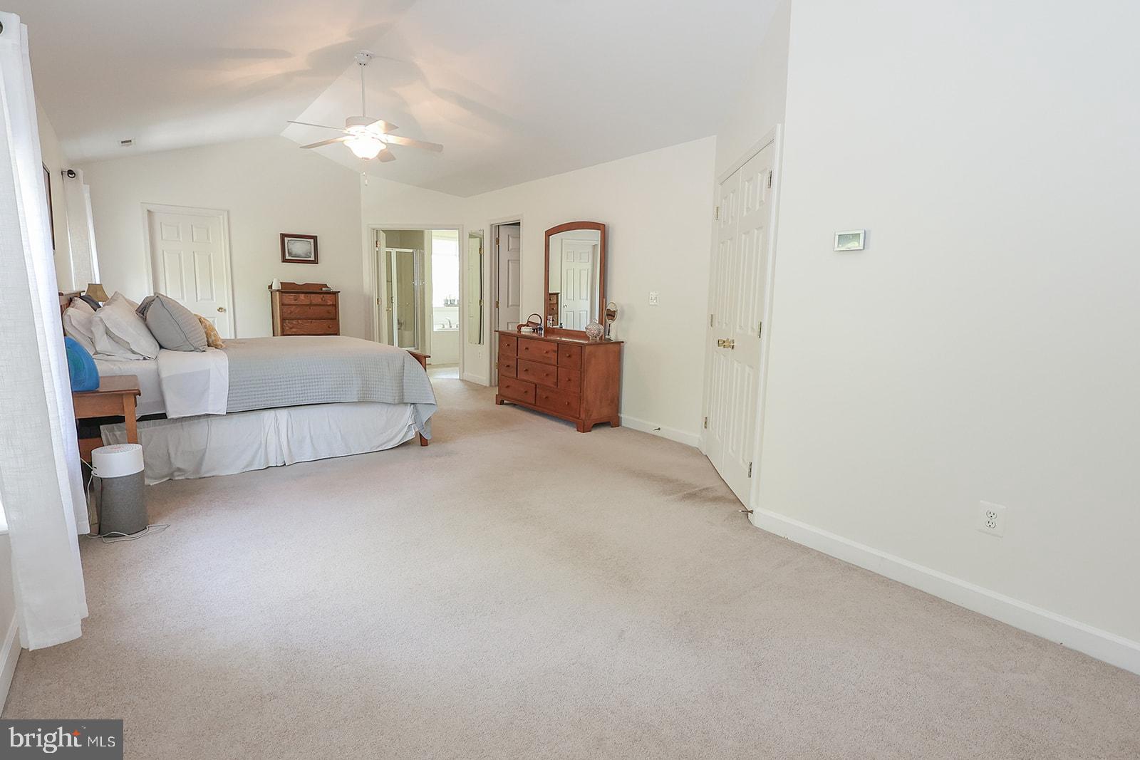 NEWTON MANOR - Residential