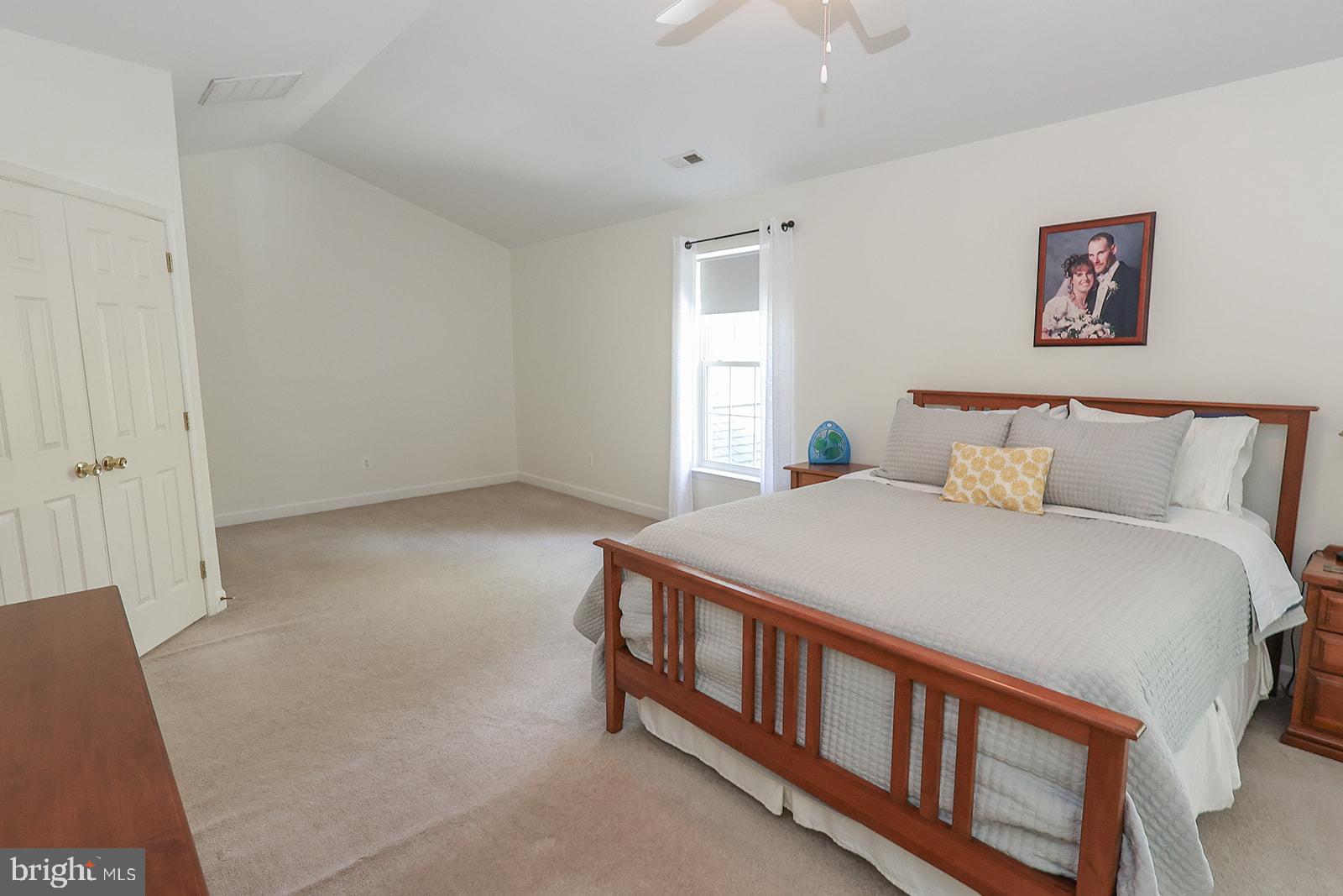 NEWTON MANOR - Residential