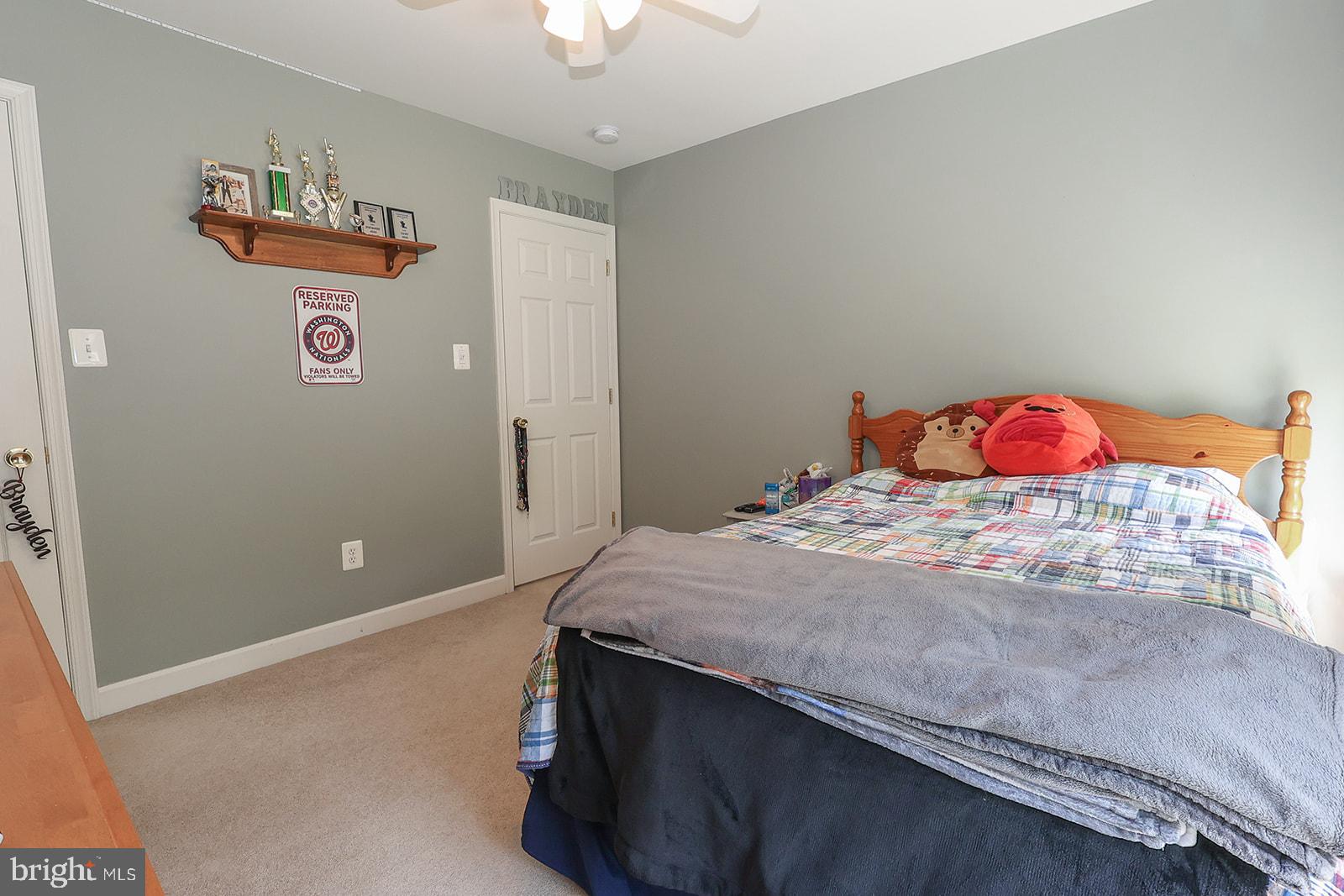 NEWTON MANOR - Residential