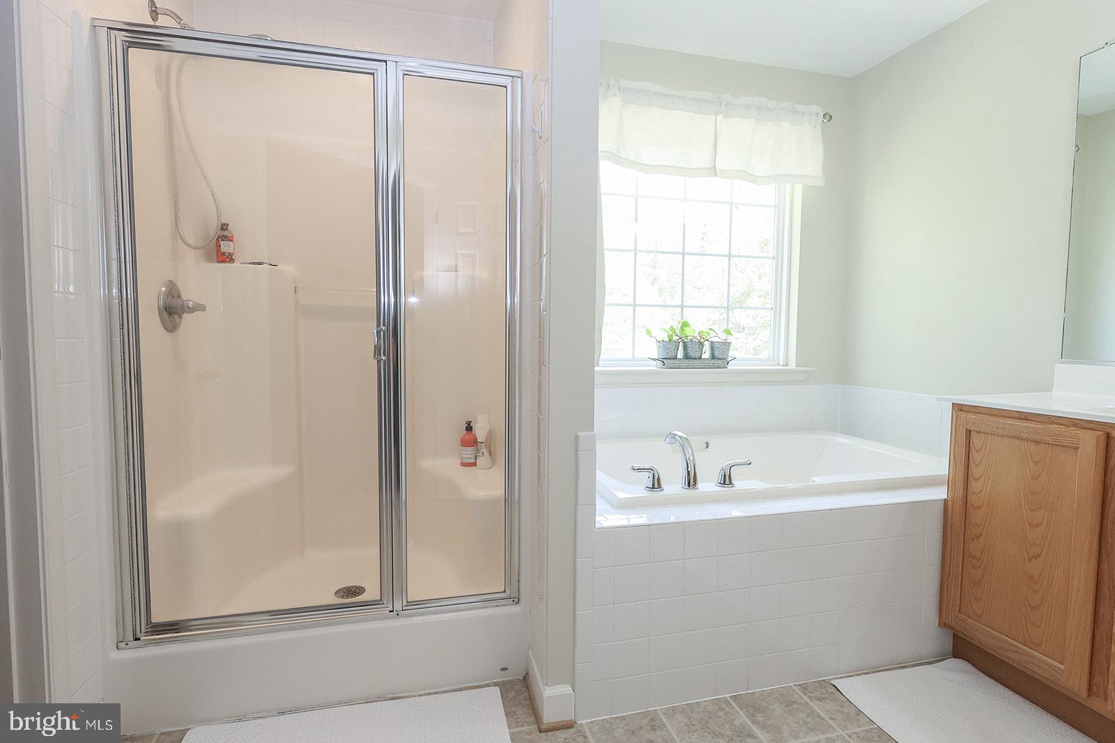 NEWTON MANOR - Residential