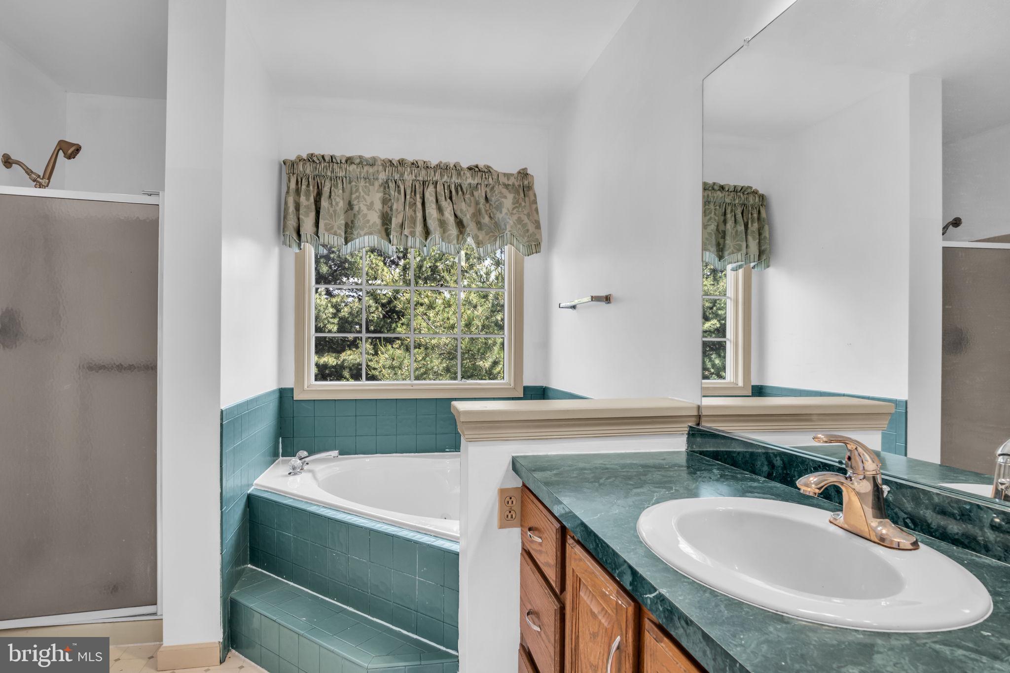 TURNBERRY - Residential Lease