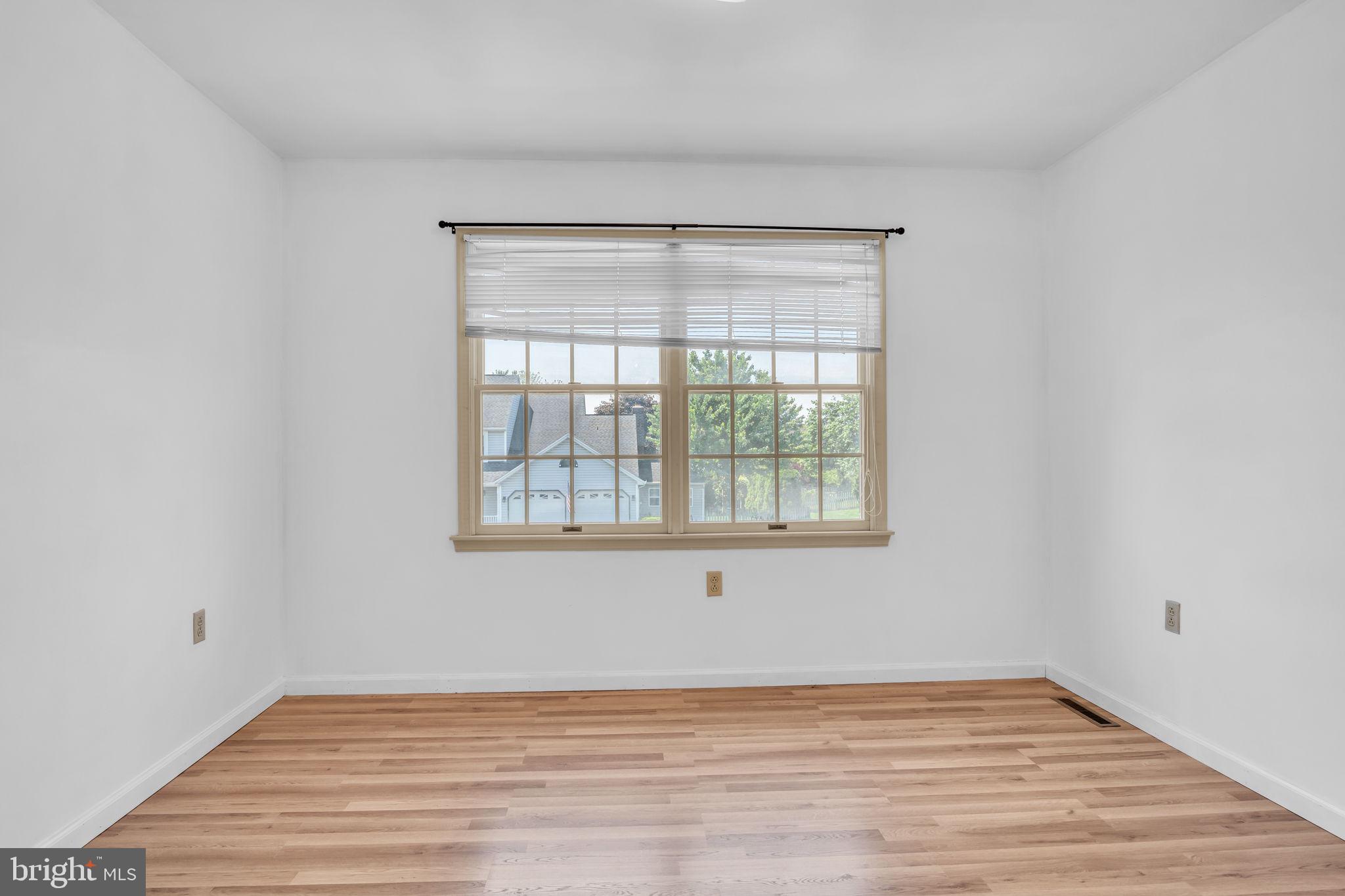 TURNBERRY - Residential Lease