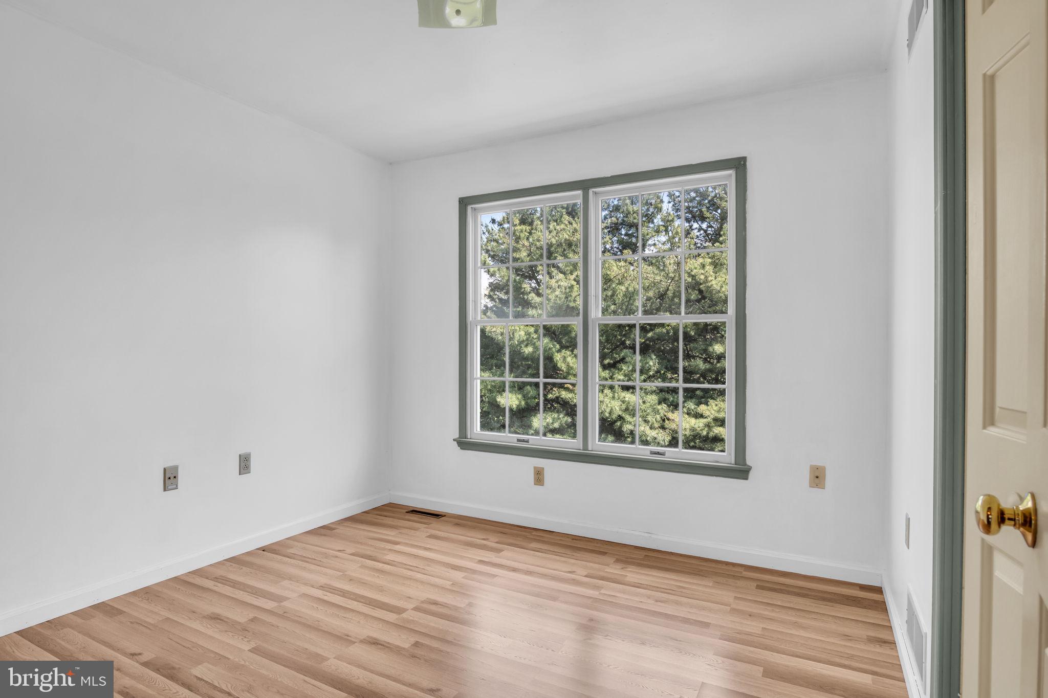 TURNBERRY - Residential Lease