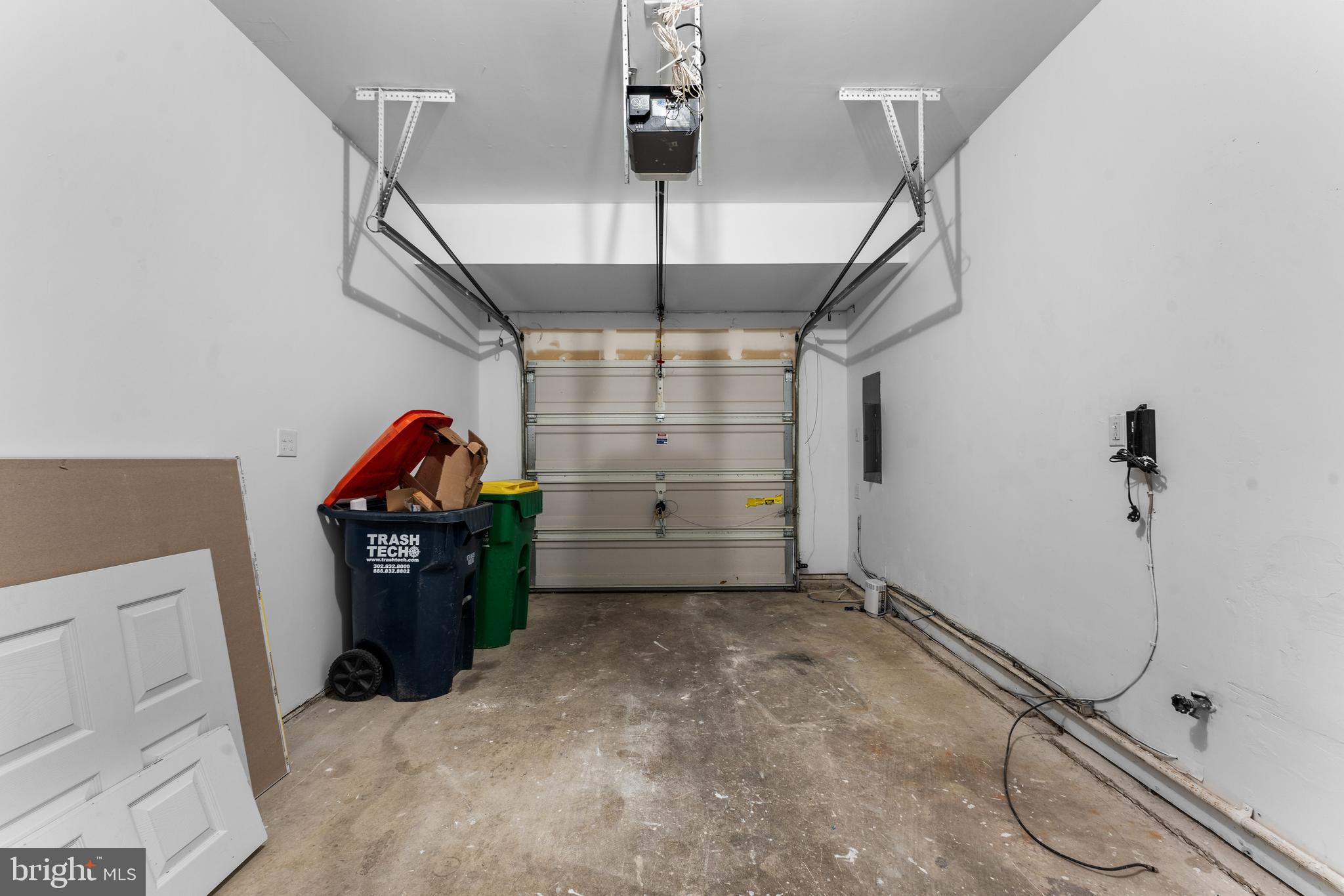 WOODS AT LAKESIDE - Residential