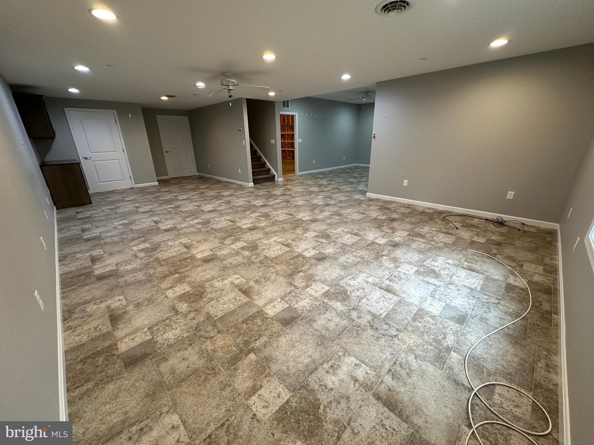 MELROSE MEADOWS III - Residential